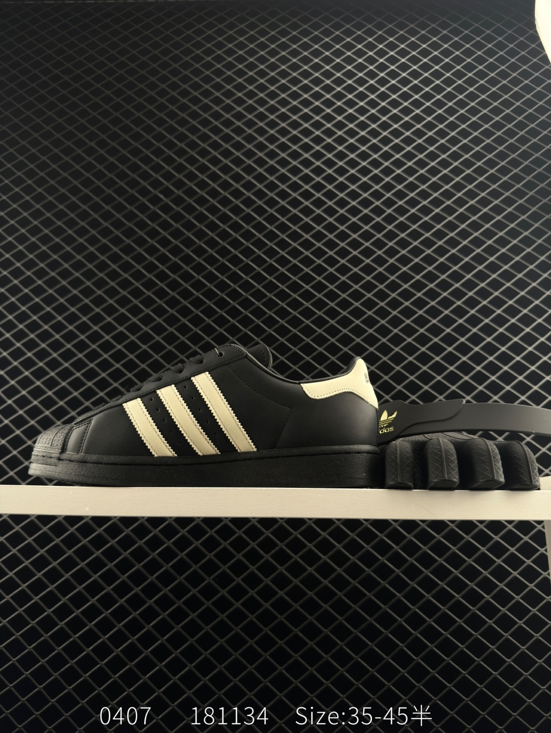 AVAVAV x Adidas originals SUPERSTAR