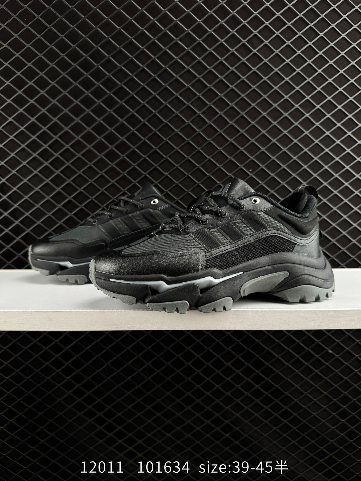 Adidas  TORSION SUPER ADISTAR CUSHION W