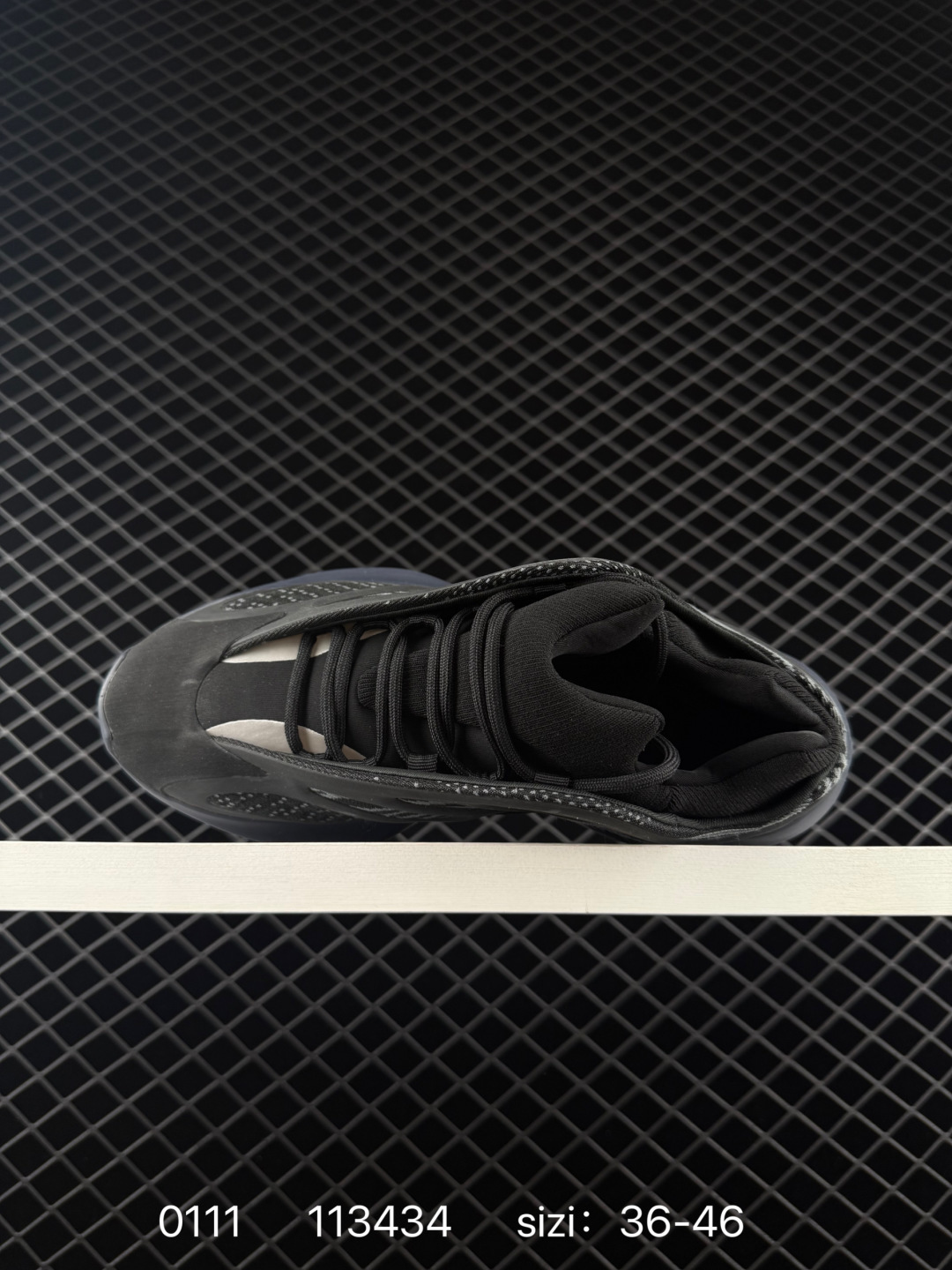 Adidas  Yeezy Boost   700