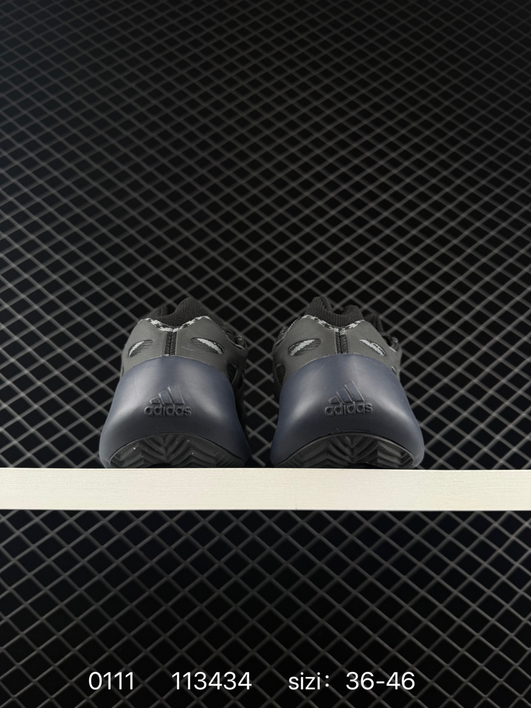 Adidas  Yeezy Boost   700