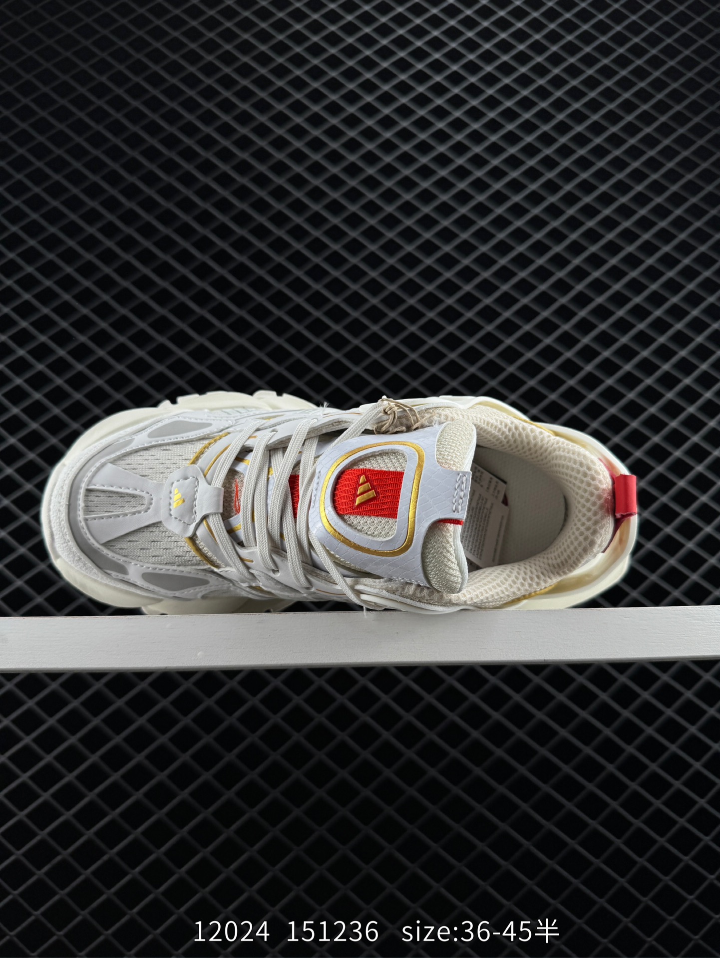 adidas XLG RUNNER DELUXE CNY   