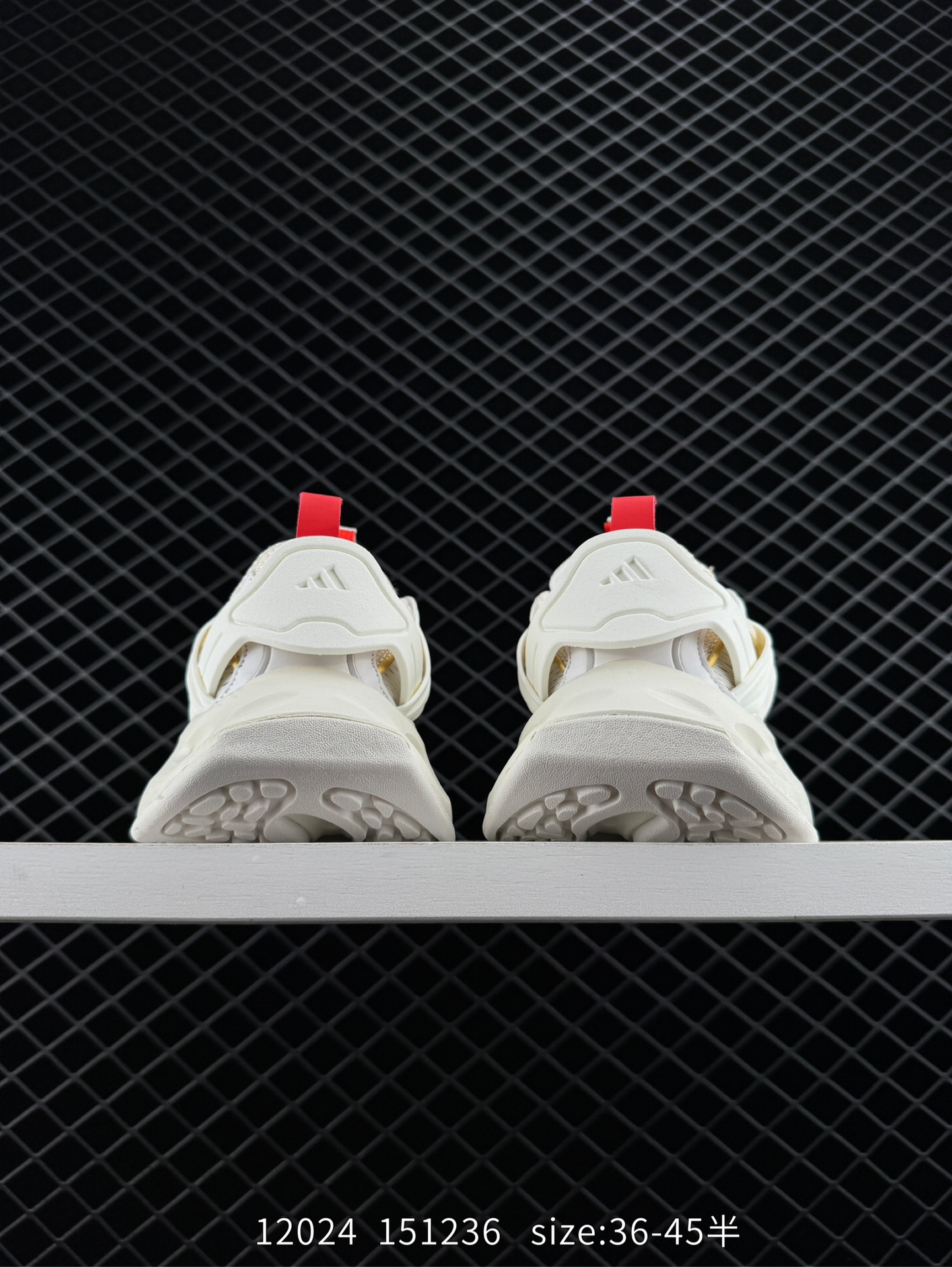 adidas XLG RUNNER DELUXE CNY   