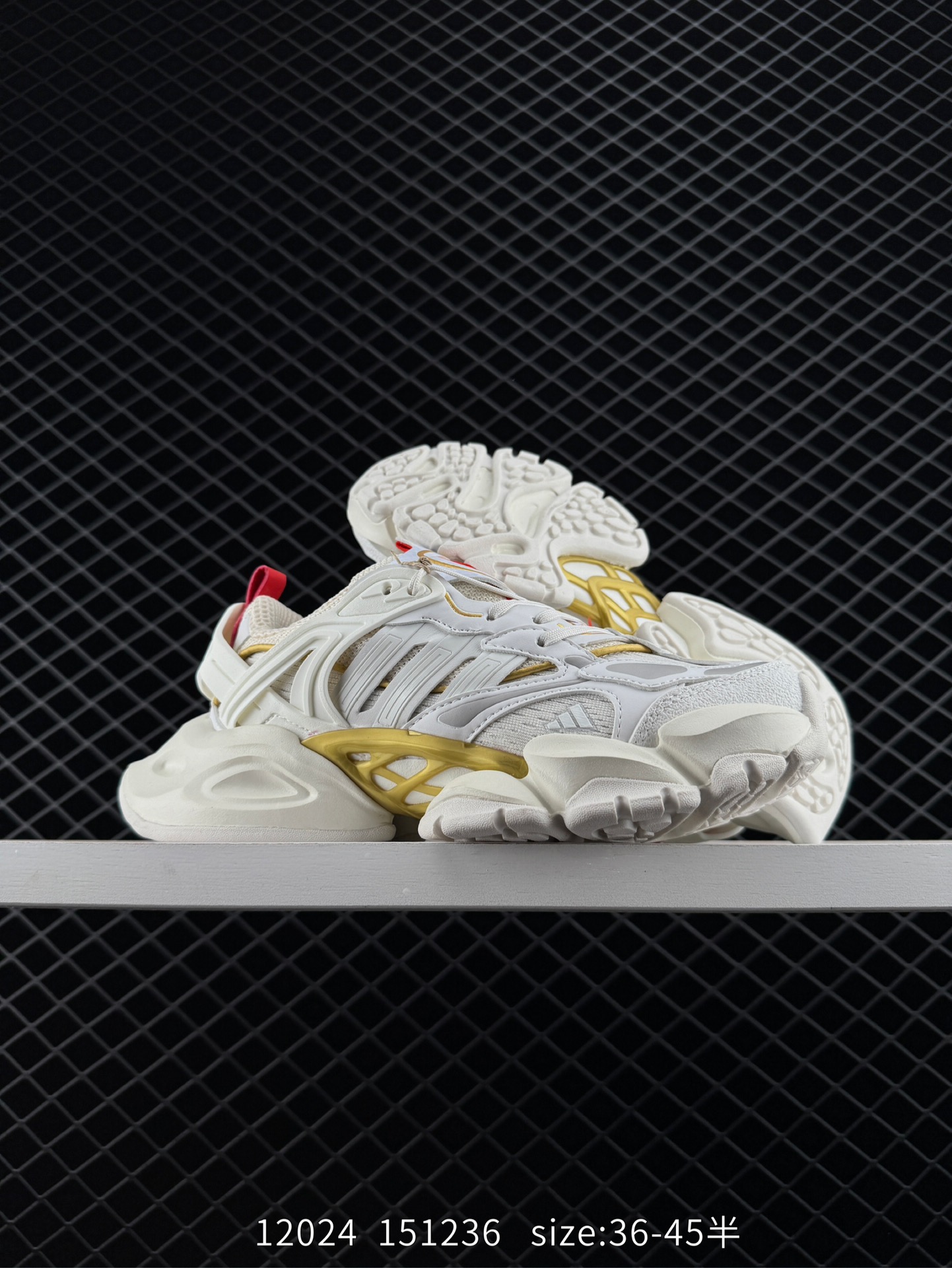 adidas XLG RUNNER DELUXE CNY   