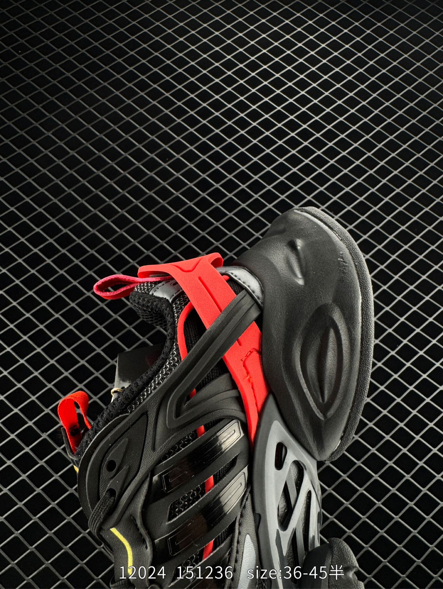 adidas XLG RUNNER DELUXE CNY 