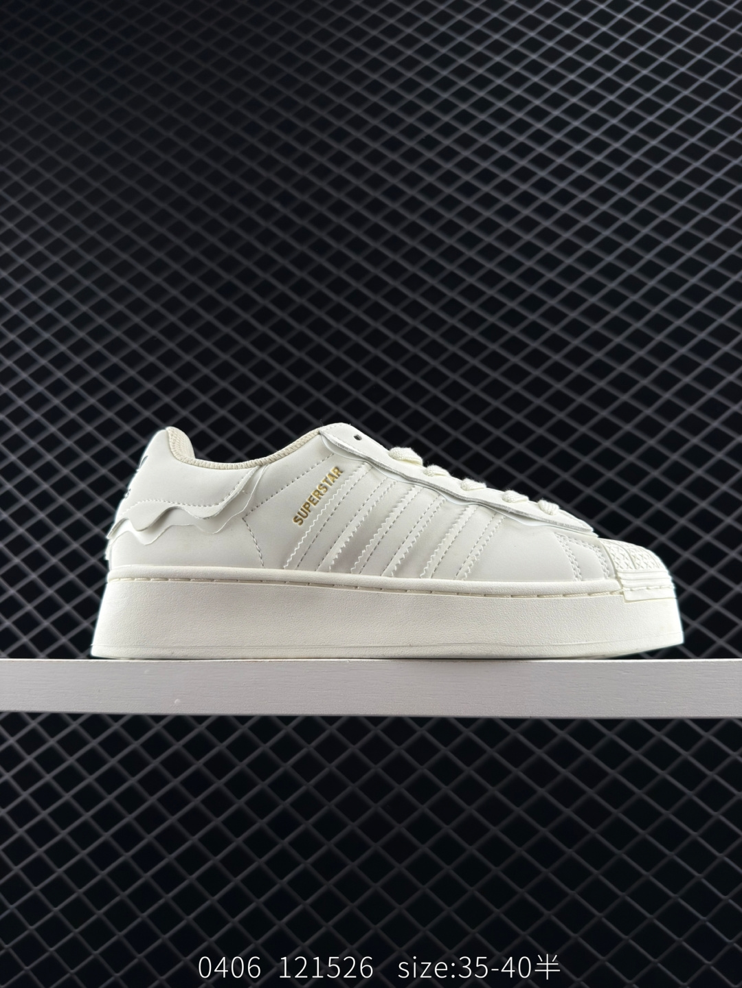 Adidas Originals Superstar XLG Adidas Originals Superstar XLG