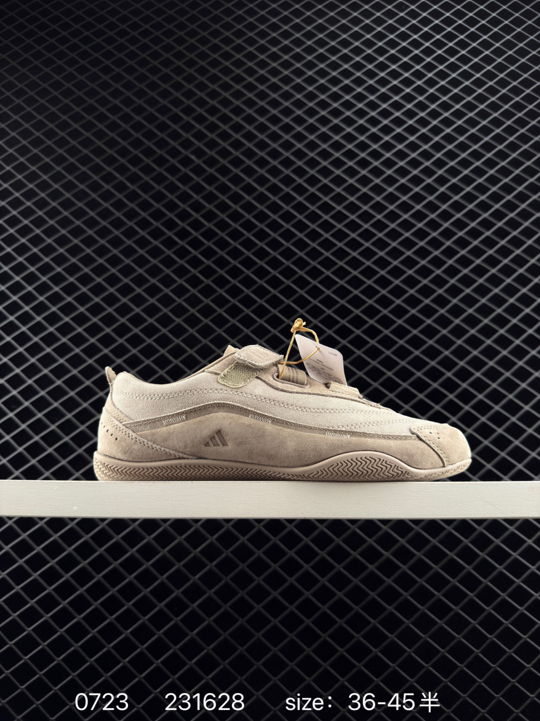 adidas FOS URBAN REVERIE adidas FOS URBAN REVERIE