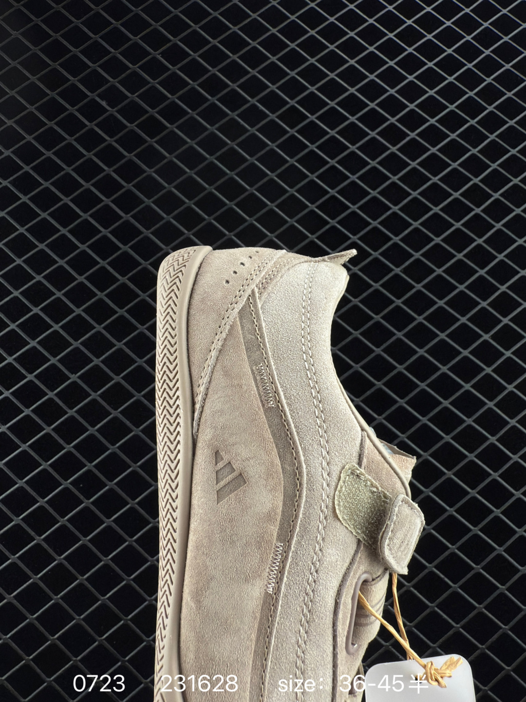 adidas FOS URBAN REVERIE