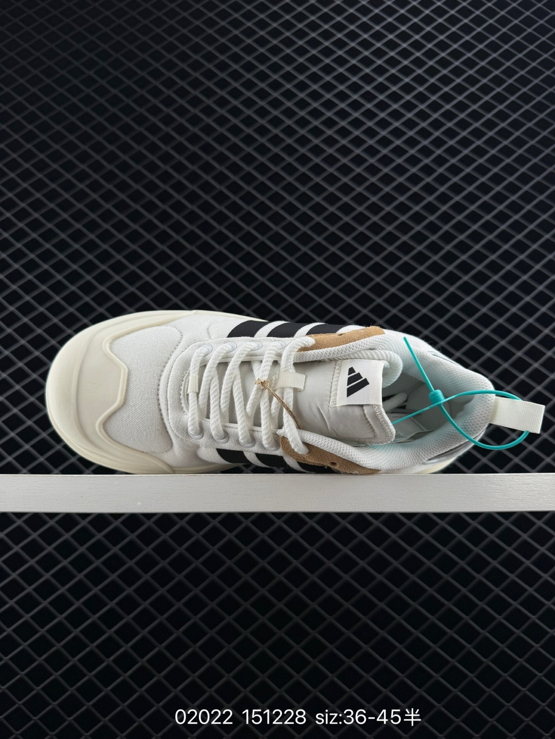 Adidas MAXXCOURT SPW