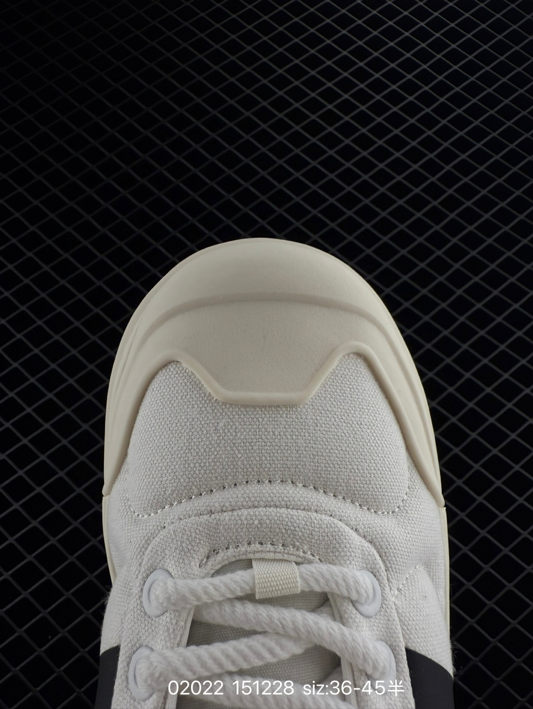 Adidas MAXXCOURT SPW