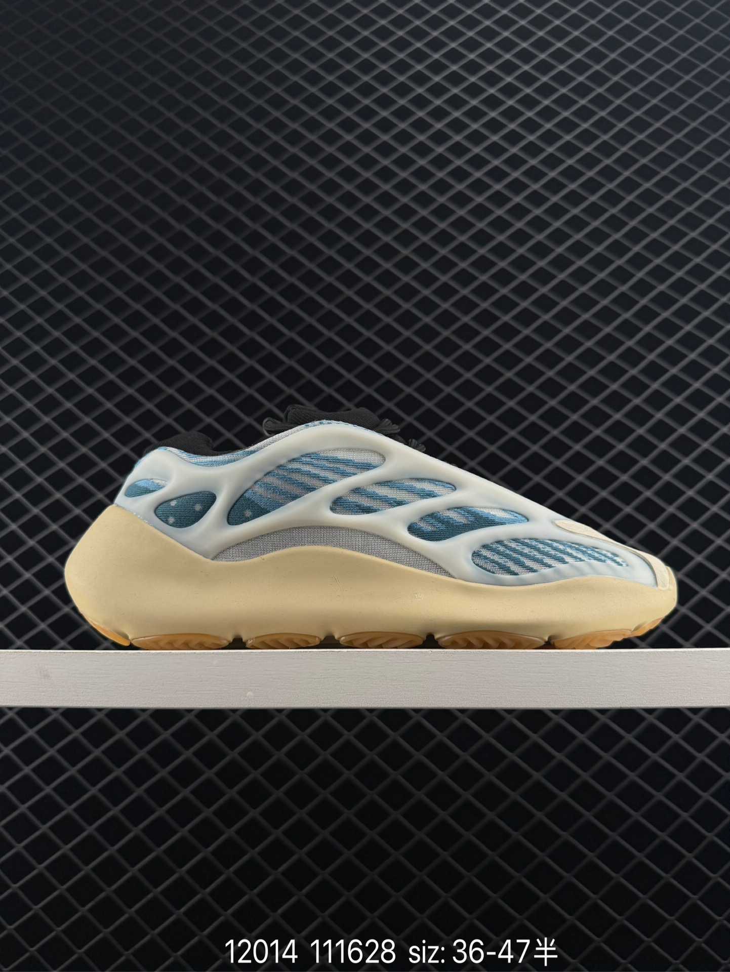 Adidas Originals Yeezy boost 700 V3 Adidas Originals Yeezy boost 700 V3