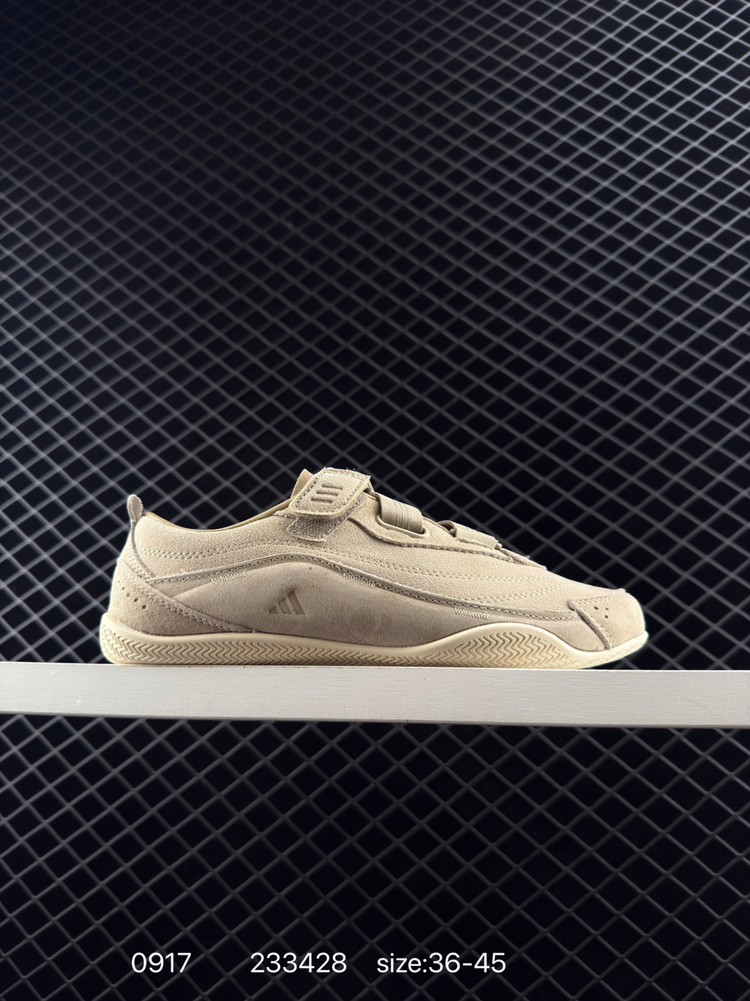 adidas FOS URBAN REVERIE adidas FOS URBAN REVERIE