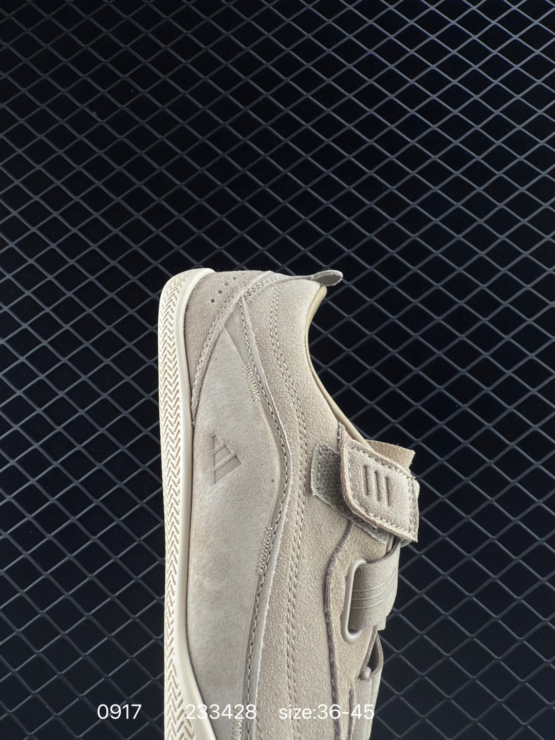 adidas FOS URBAN REVERIE