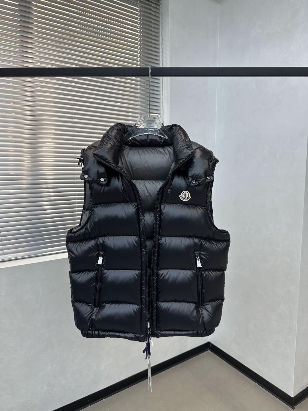 Moncler Bormes Hooded Down Vest