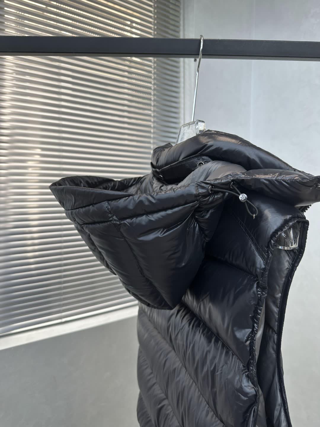 Moncler Bormes Hooded Down Vest