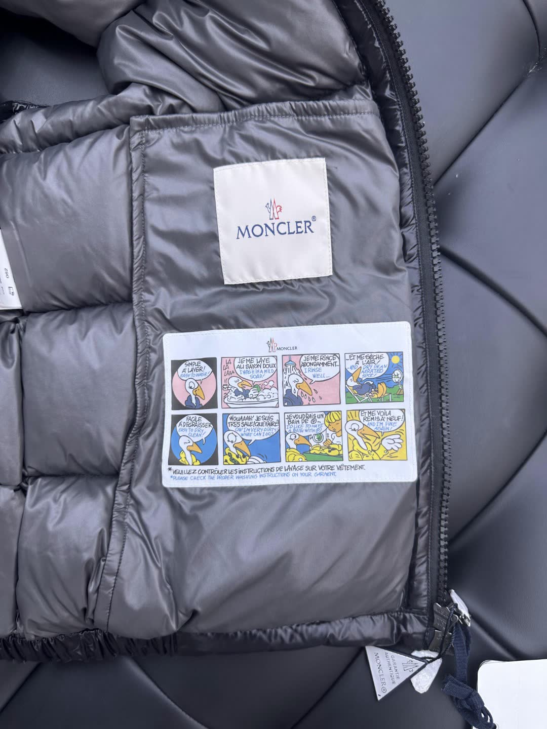 Moncler Bormes Hooded Down Vest
