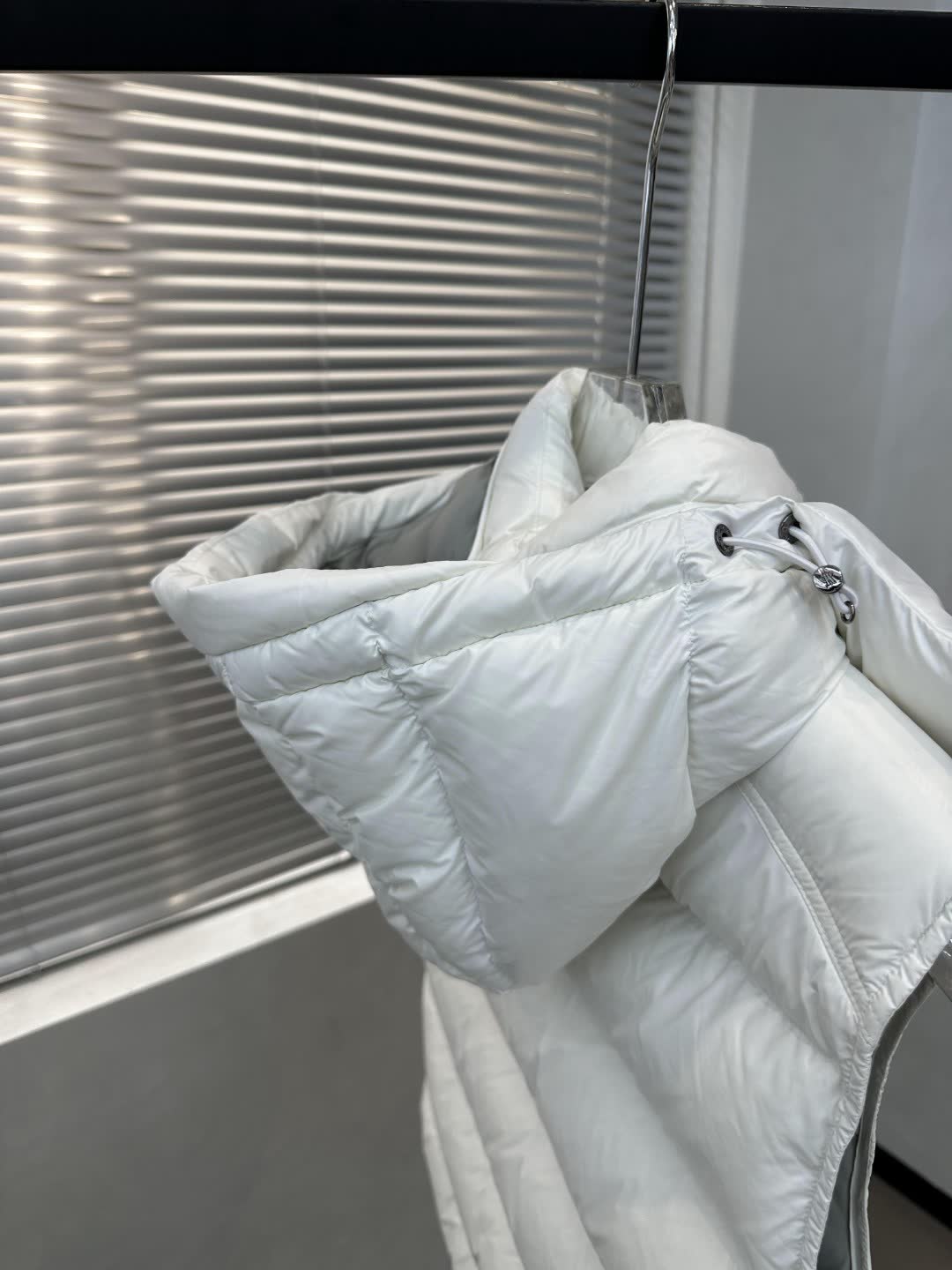Moncler Bormes Hooded Down Vest