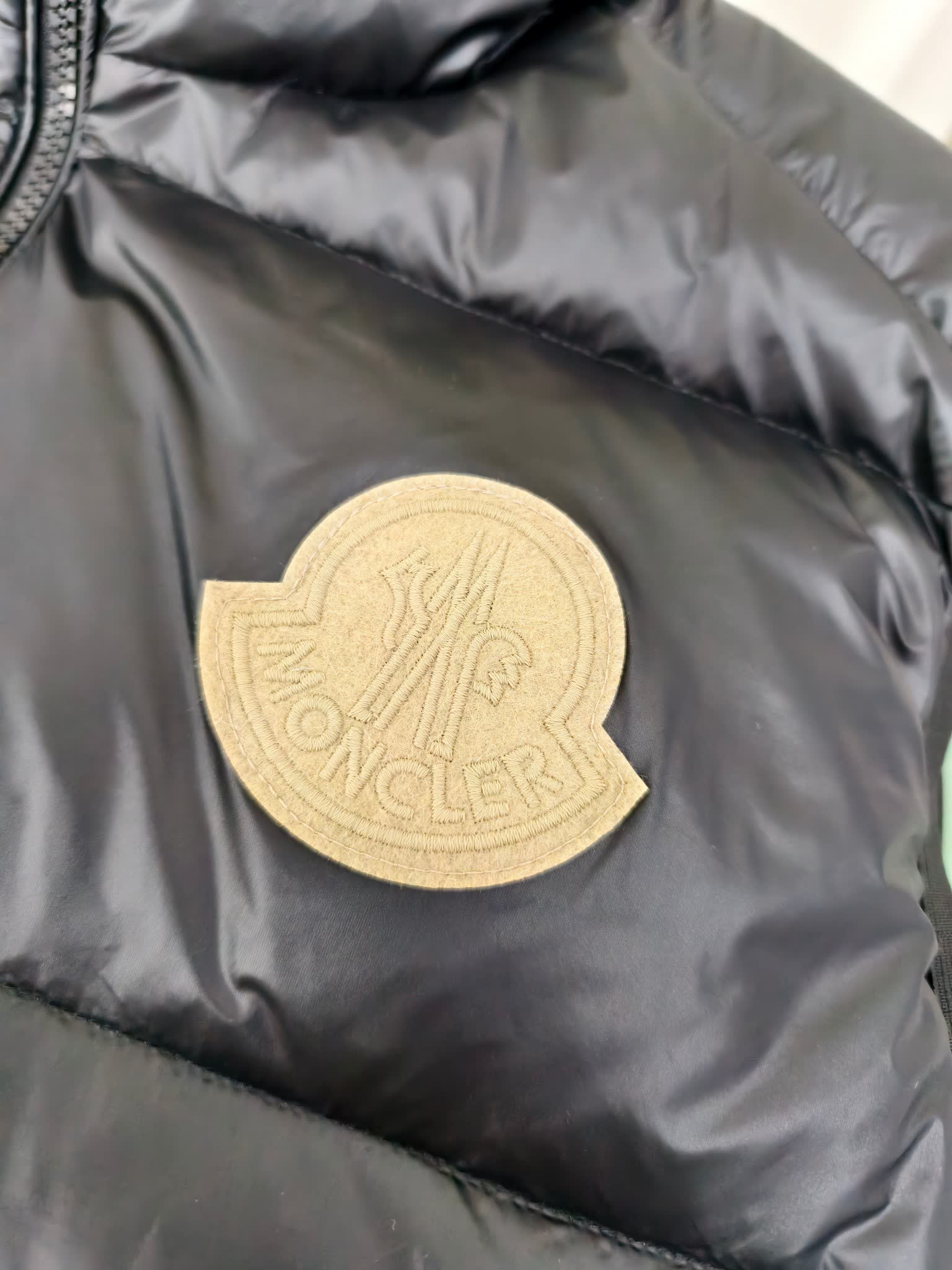 Moncler Sumido Down Vest