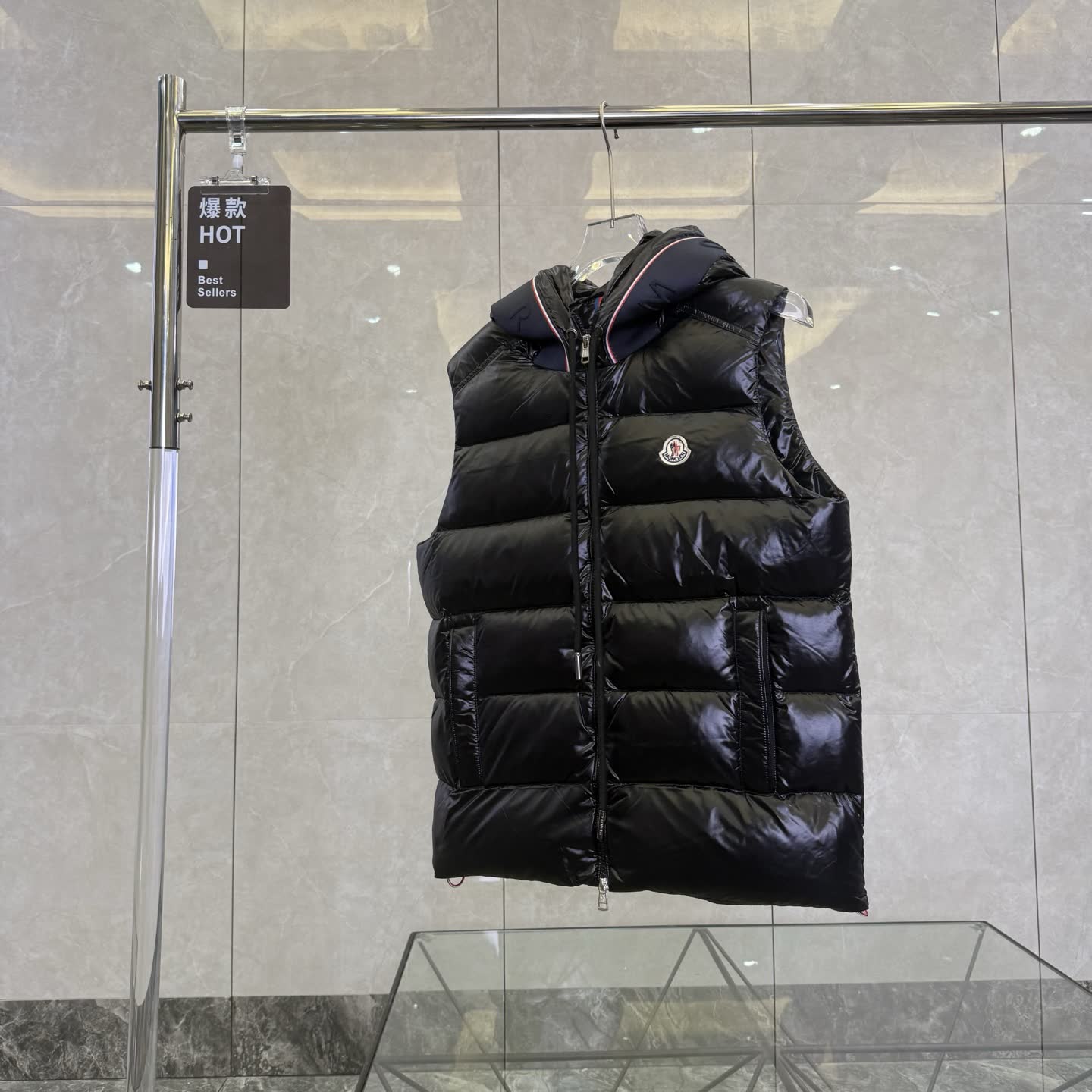 Moncler Ouse Hooded Down Vest Moncler Ouse Hooded Down Vest