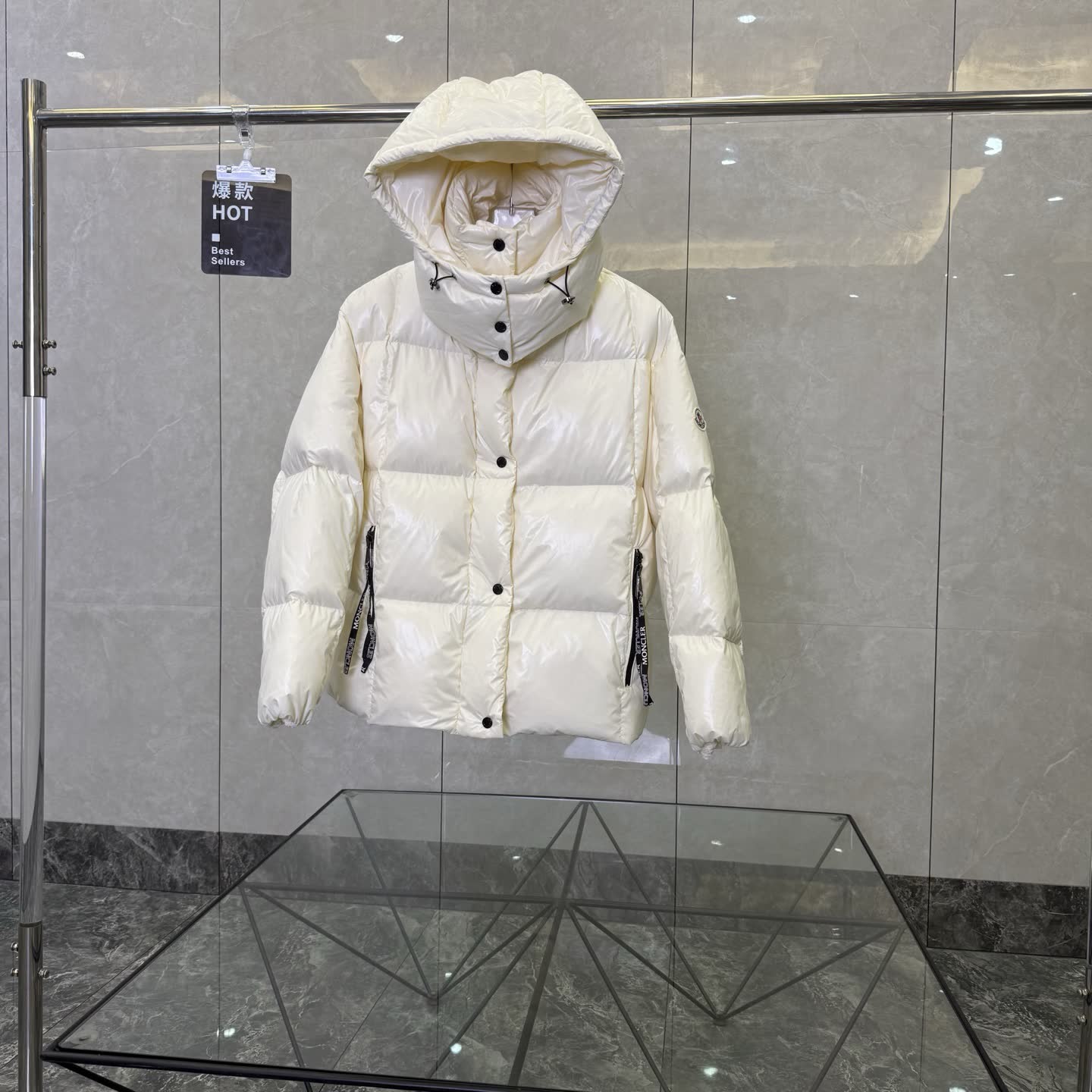 Moncler Parana Down Jacket Moncler Parana Down Jacket