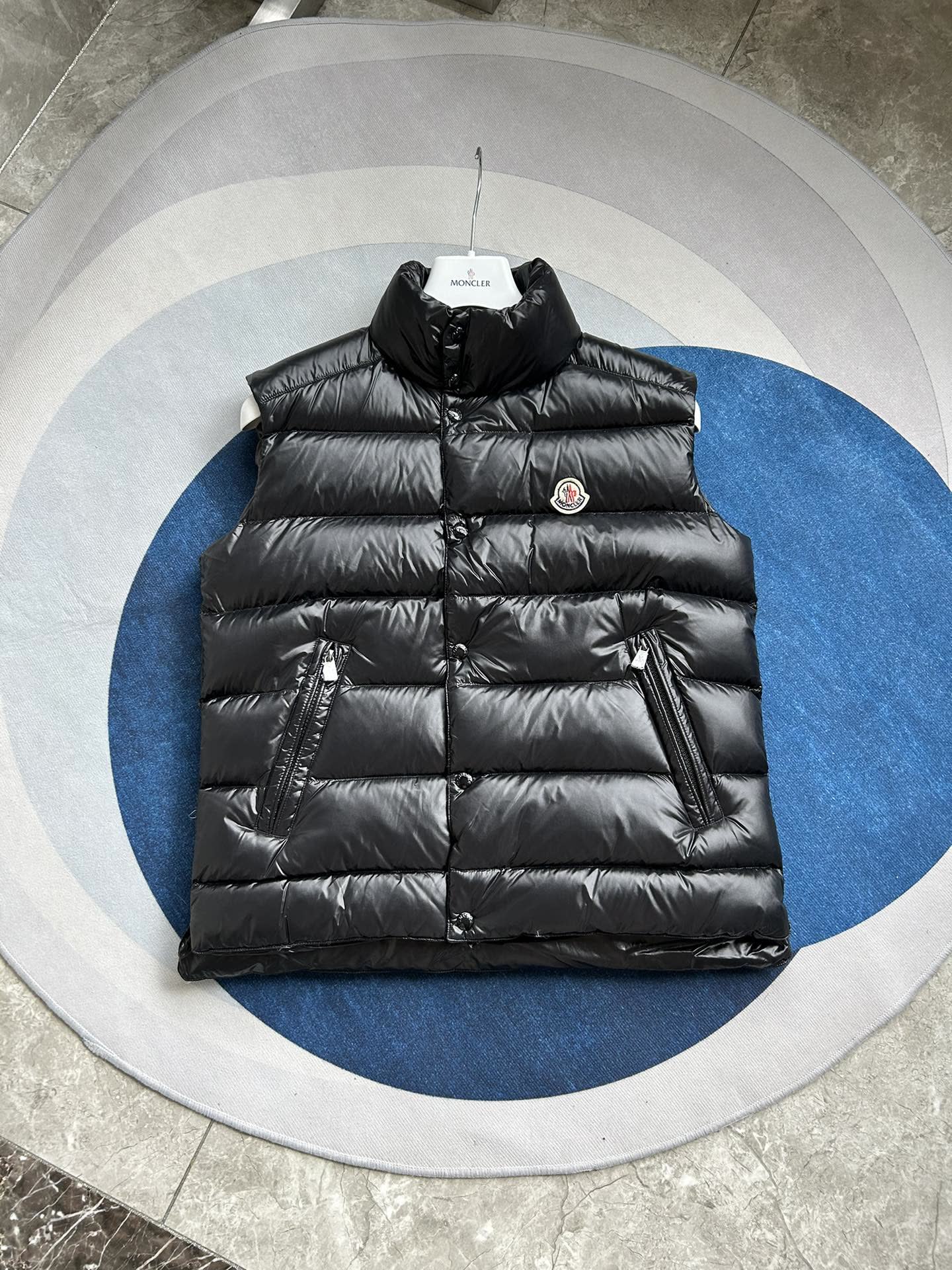 Moncler Tibb Down Gilet H20911A00096