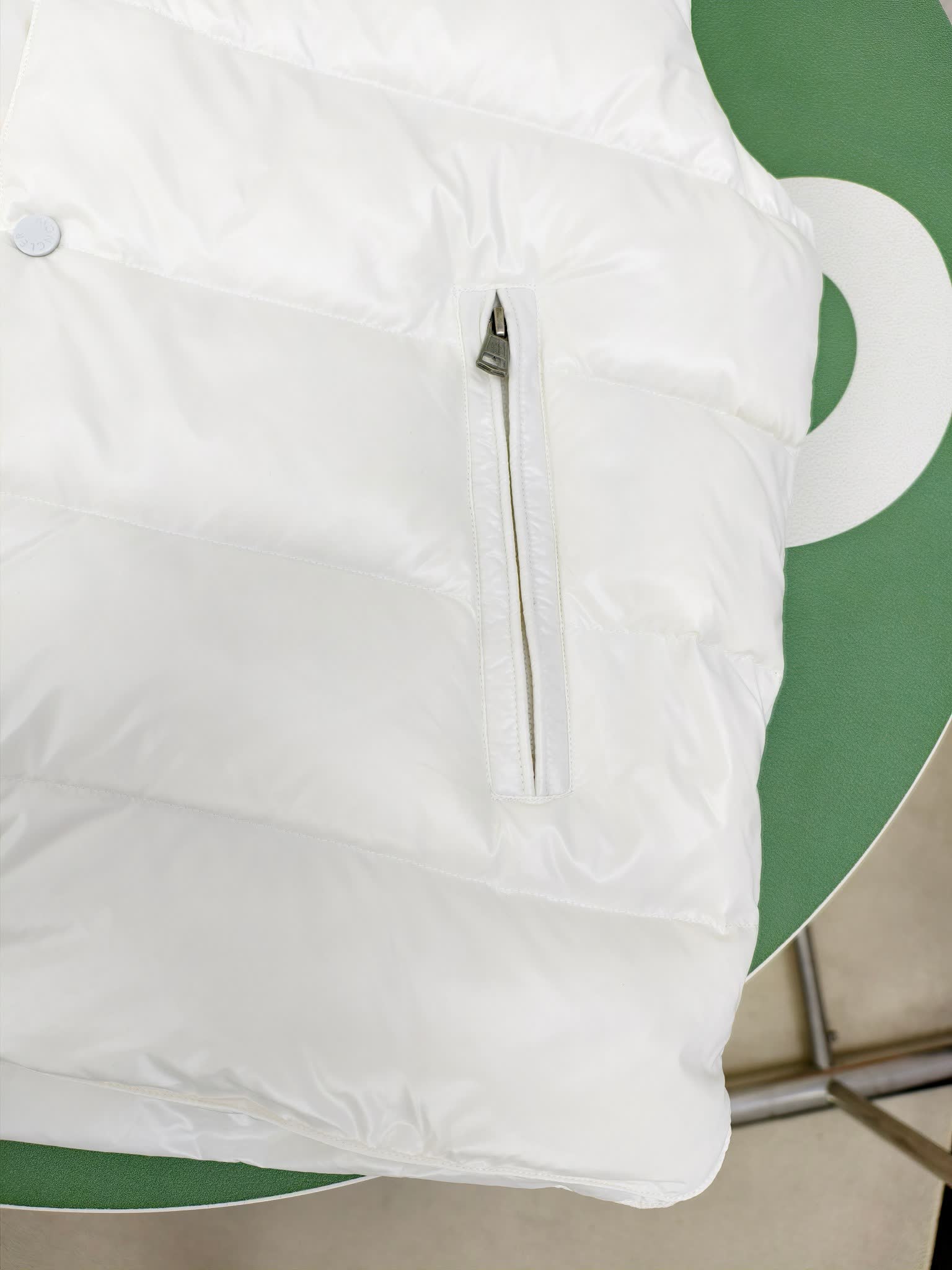 Moncler Tibb Down Gilet