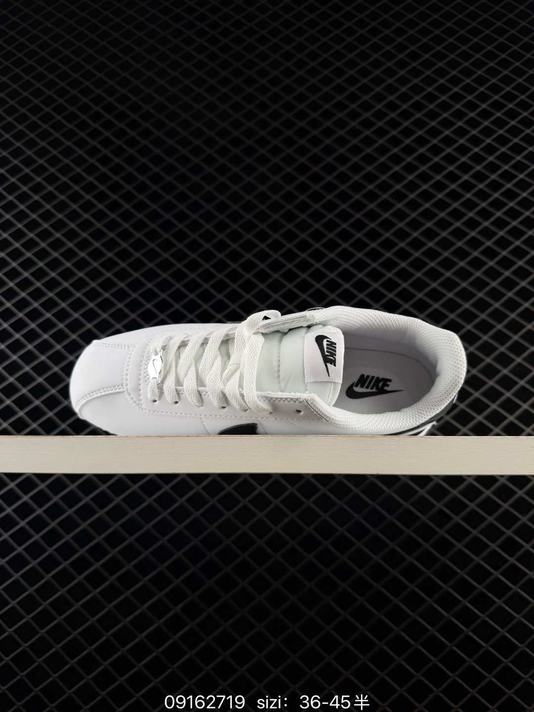 W NIKE CORTEZ-DN1791