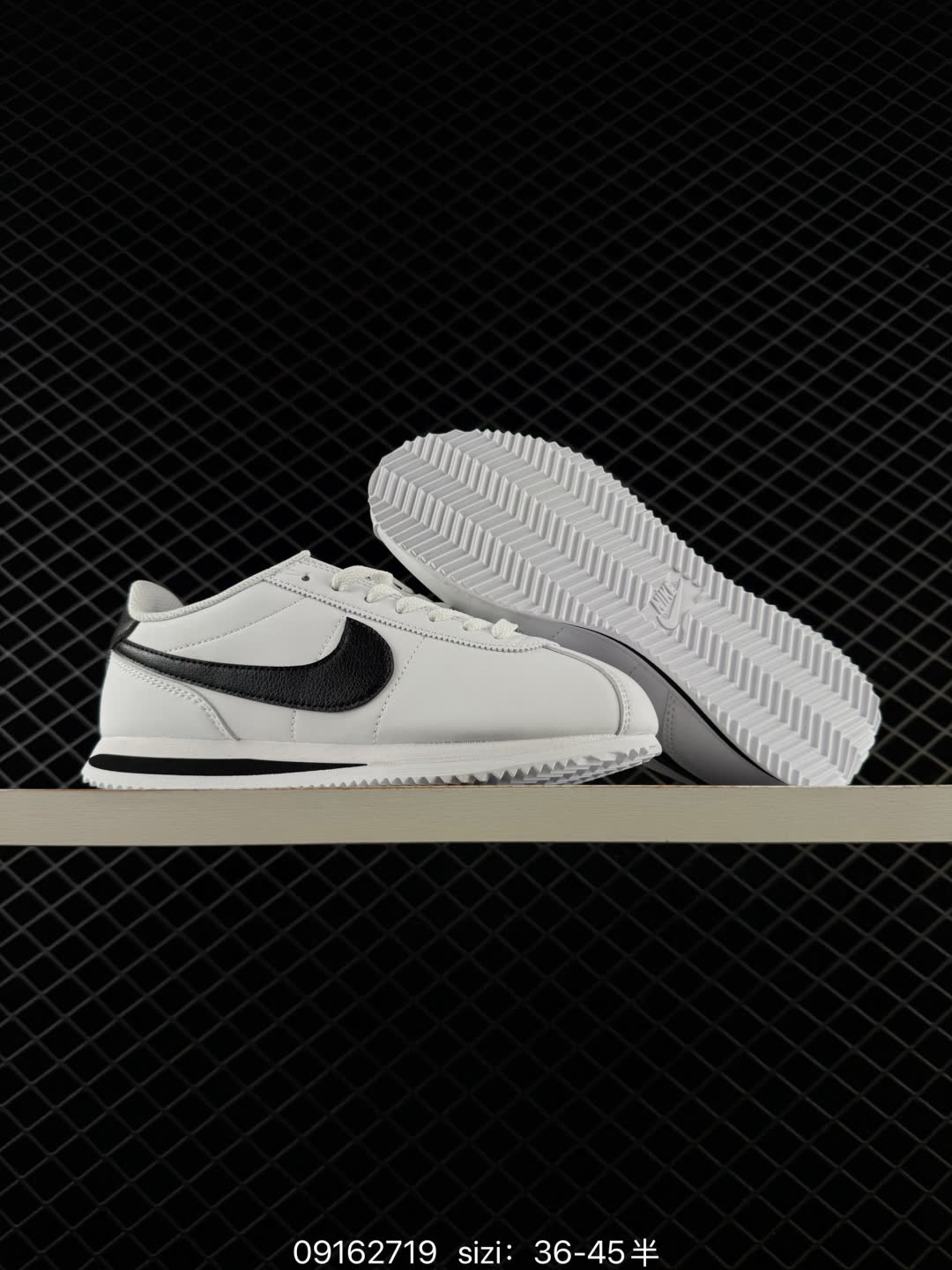 W NIKE CORTEZ-DN1791