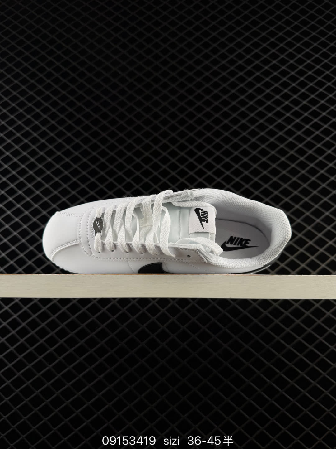 W NIKE CORTEZ-DN1791