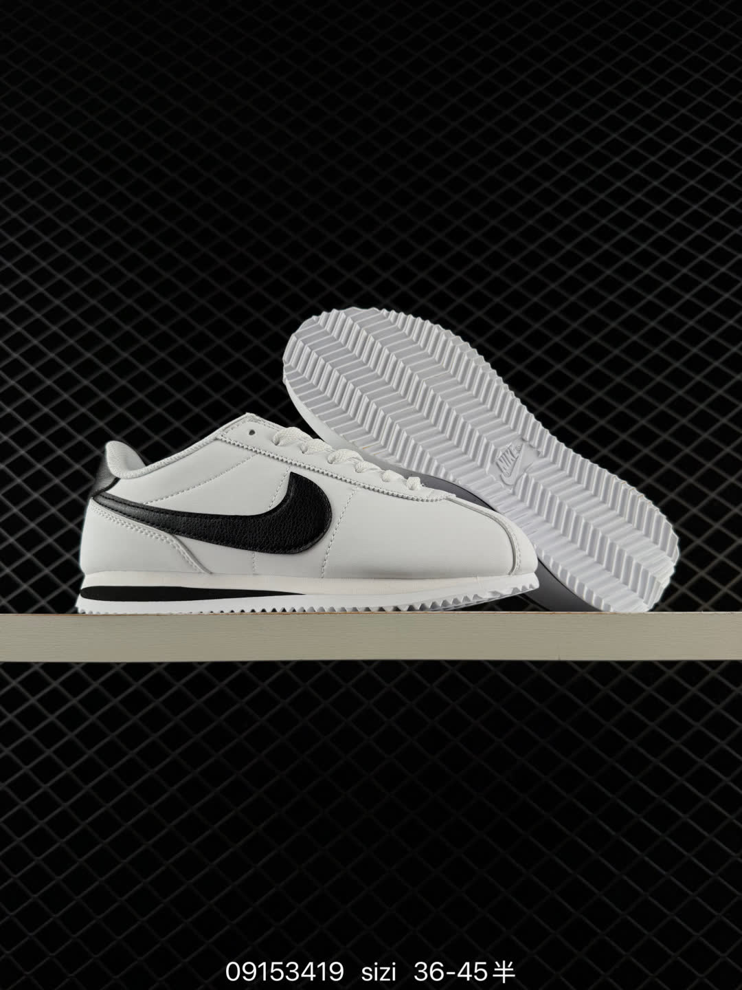 W NIKE CORTEZ-DN1791