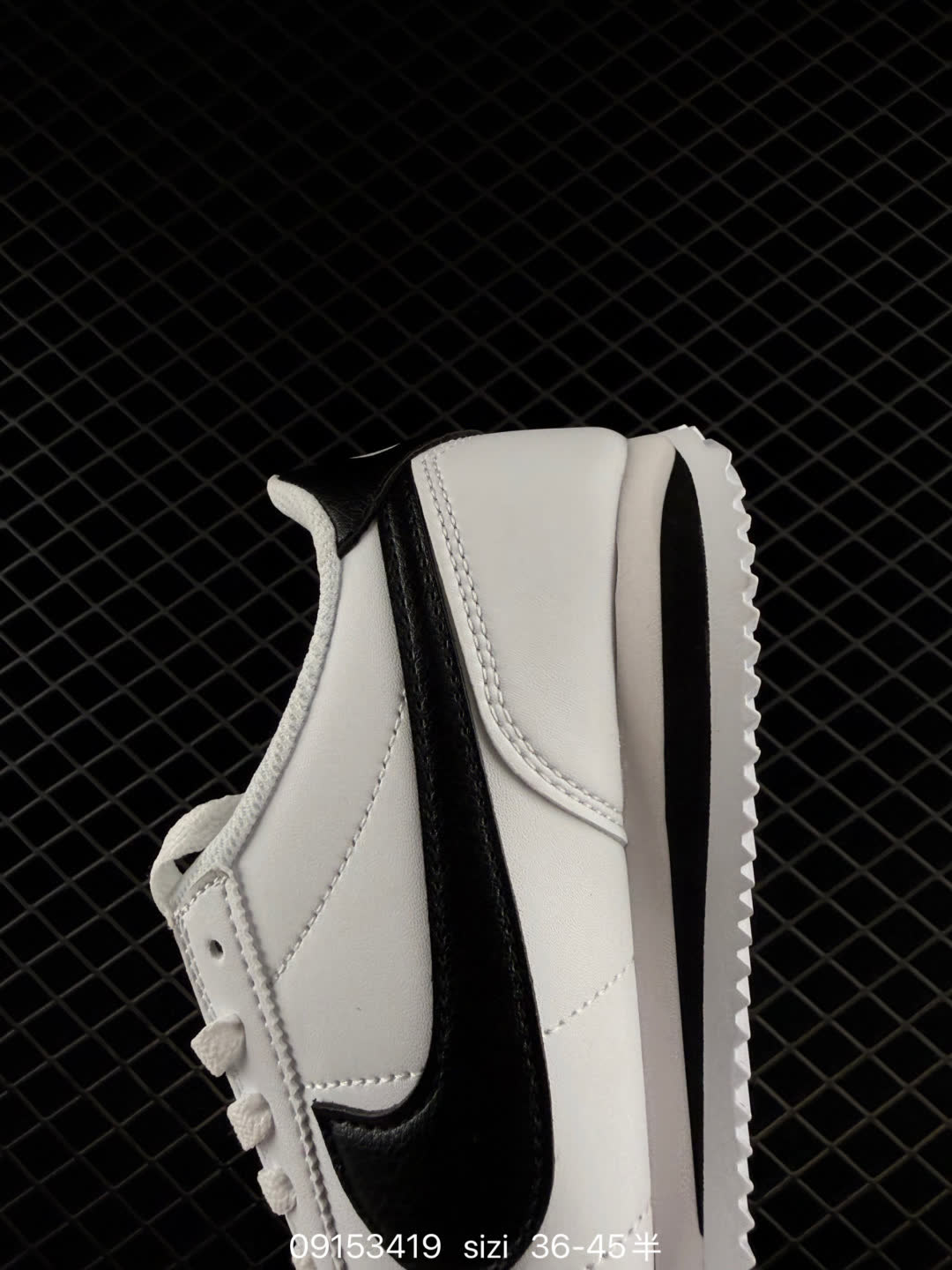 W NIKE CORTEZ-DN1791