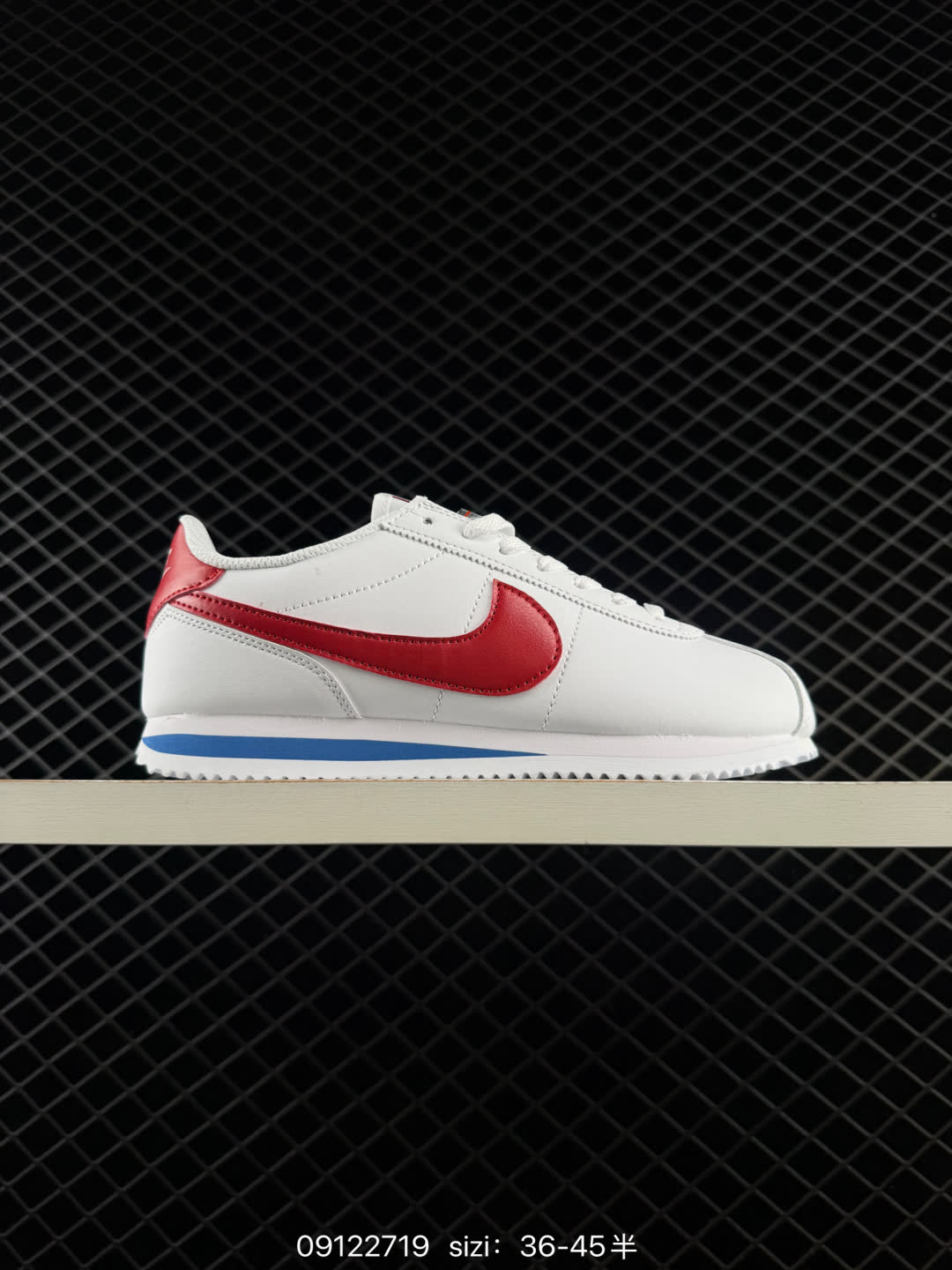 W NIKE CORTEZ-DN1791
