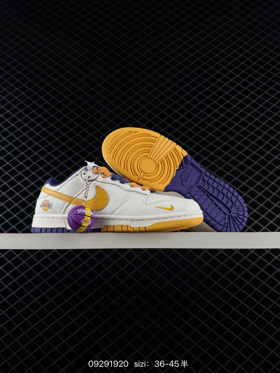 NIKE DUNK SB LOW-CS1688