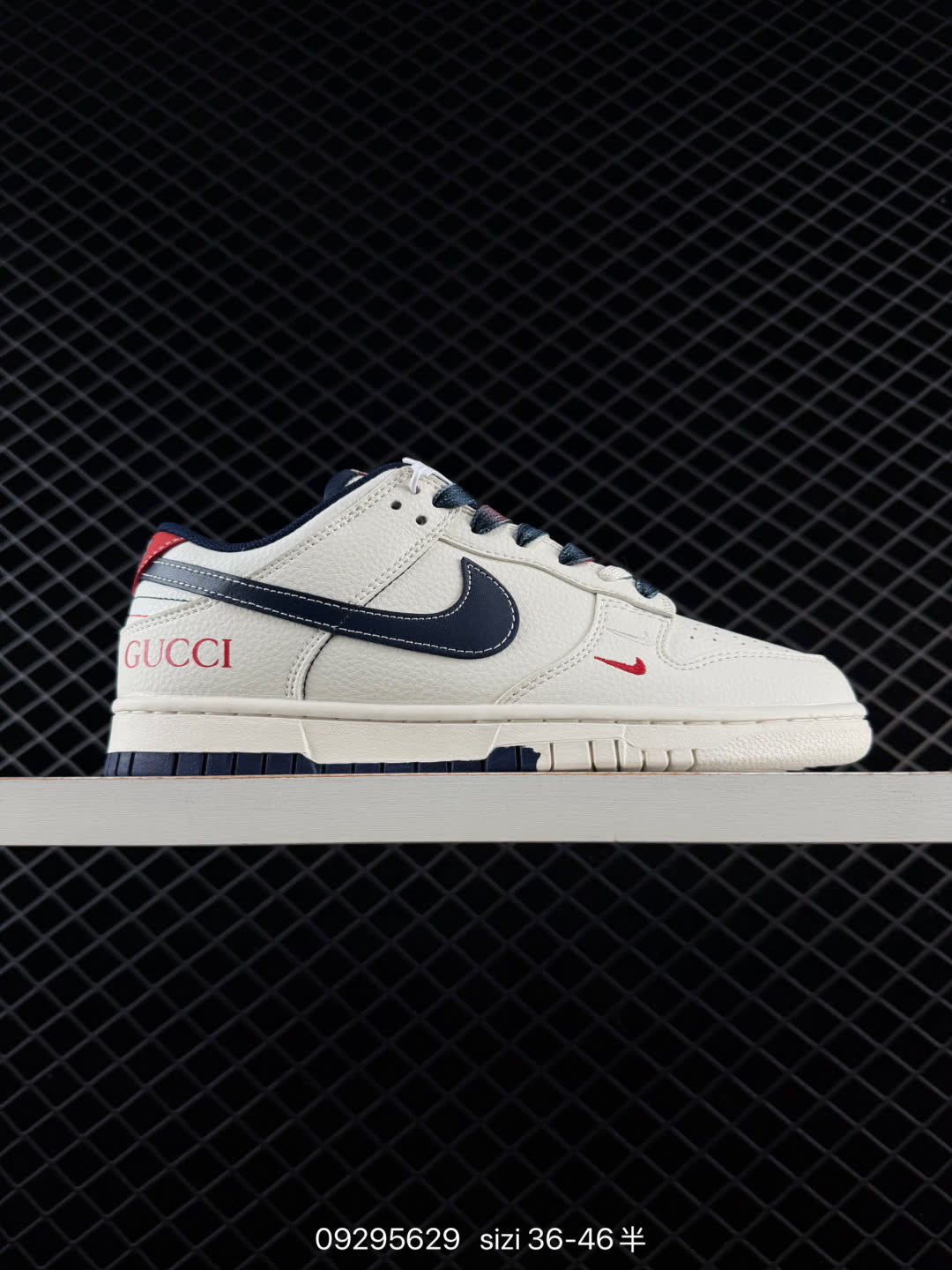 Louis Vuitton x Nike SB Dunk Low Louis Vuitton x Nike SB Dunk Low