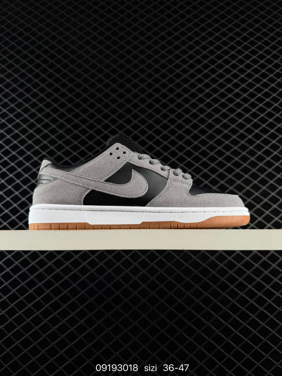 Otomo Katsuhiro x Nike SB Dunk Low-LF0039-001