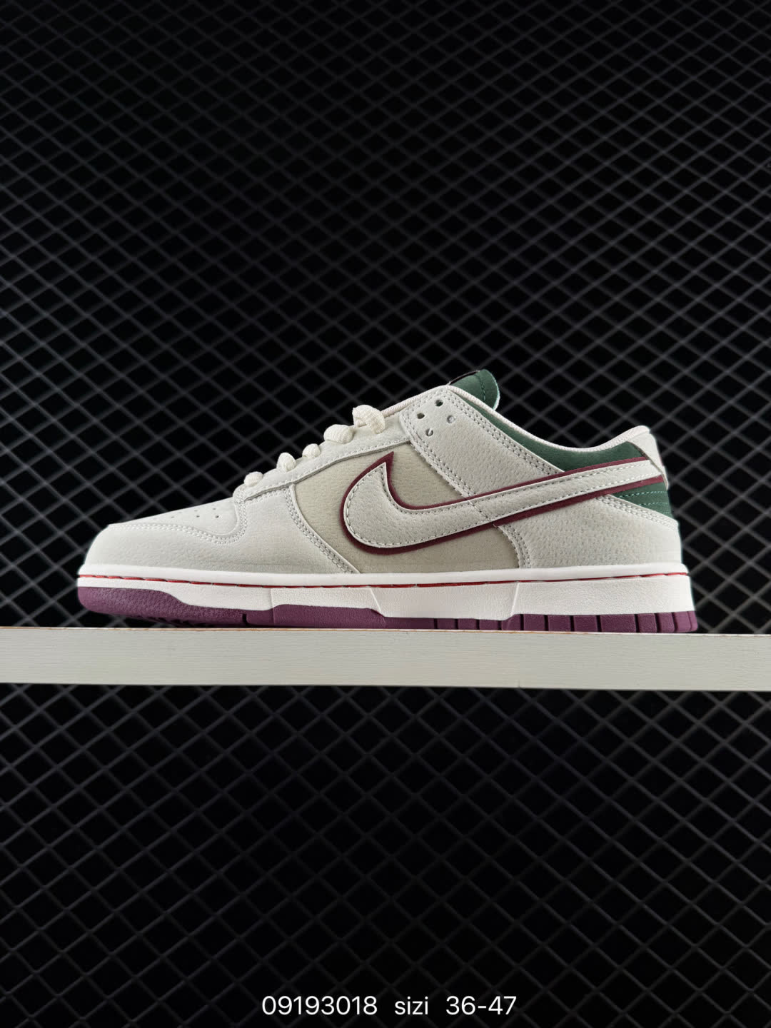 Otomo Katsuhiro x Nike SB Dunk Low-LF0039-001