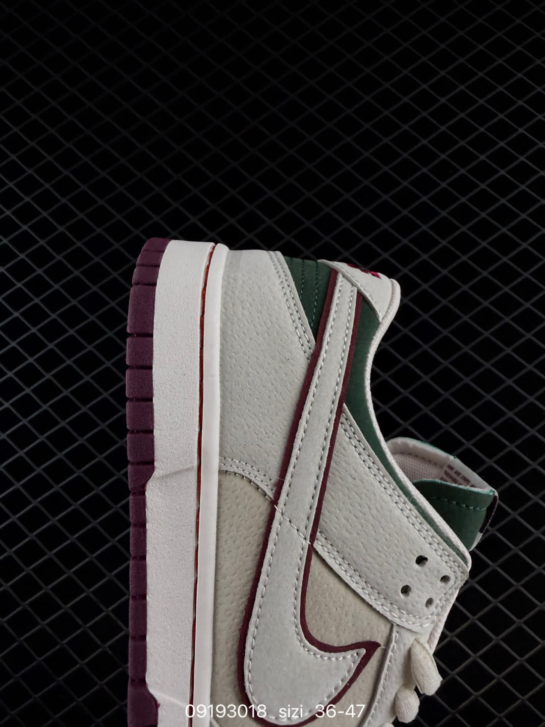 Otomo Katsuhiro x Nike SB Dunk Low-LF0039-001
