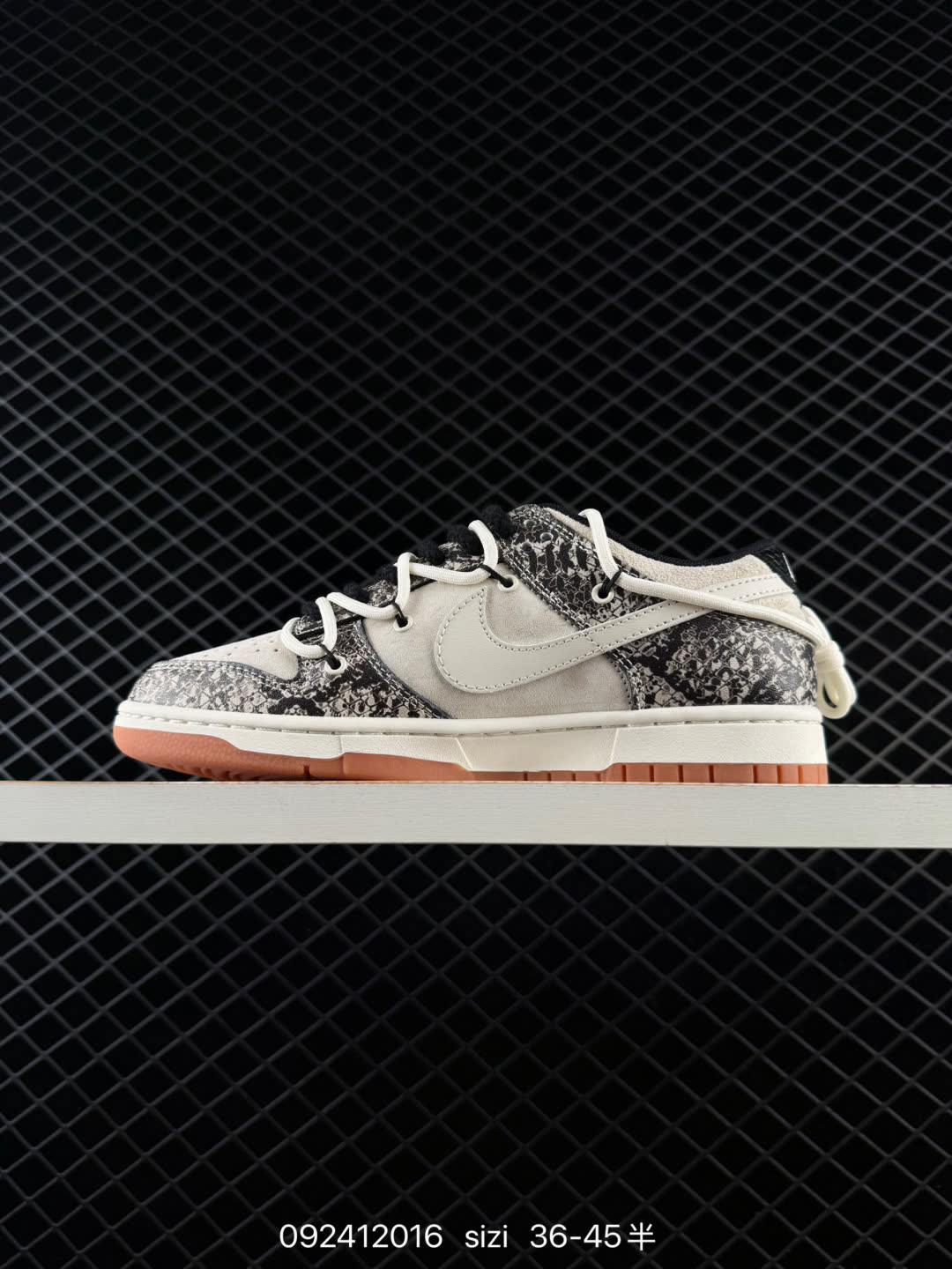 NIKE DUNK SB LOW-YX5066