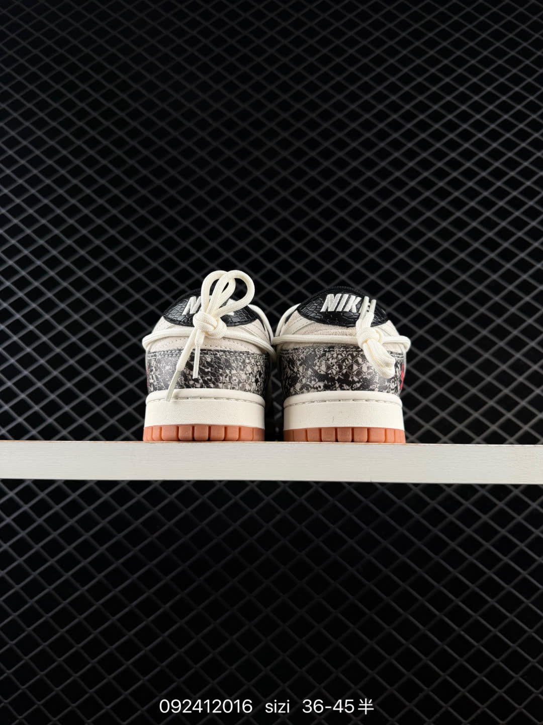 NIKE DUNK SB LOW-YX5066