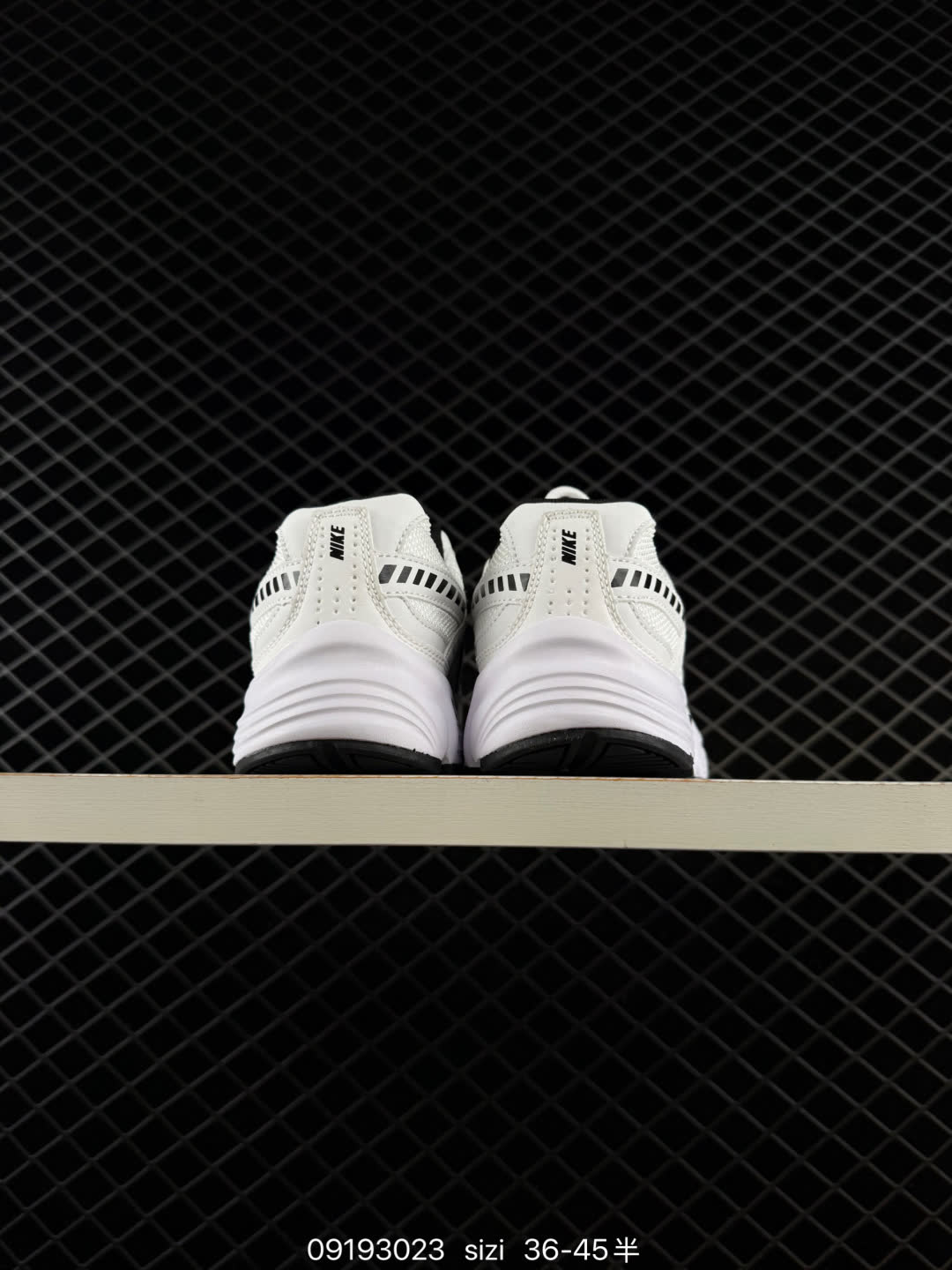 Nike Initiator-FQ6873-101