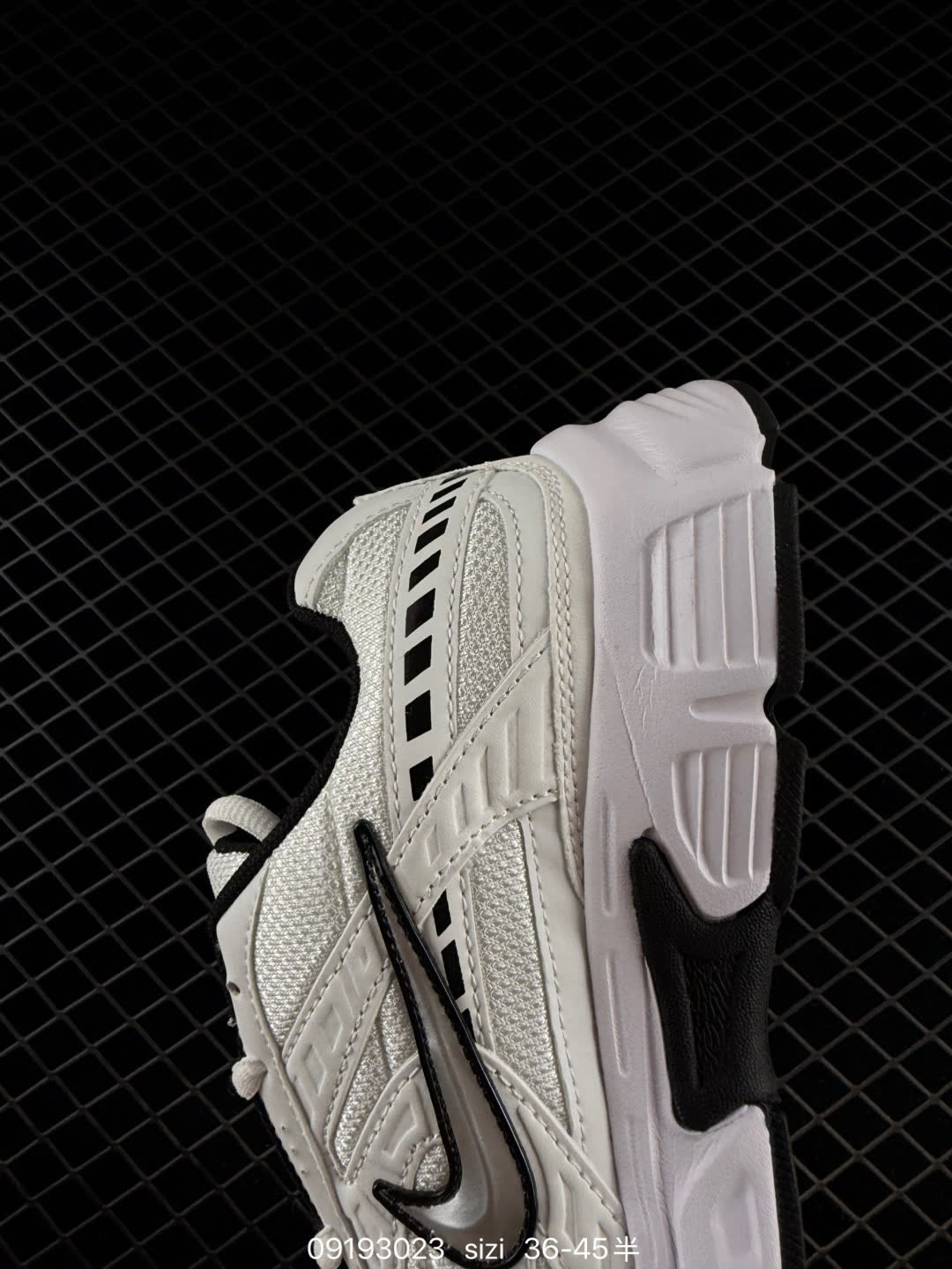 Nike Initiator-FQ6873-101