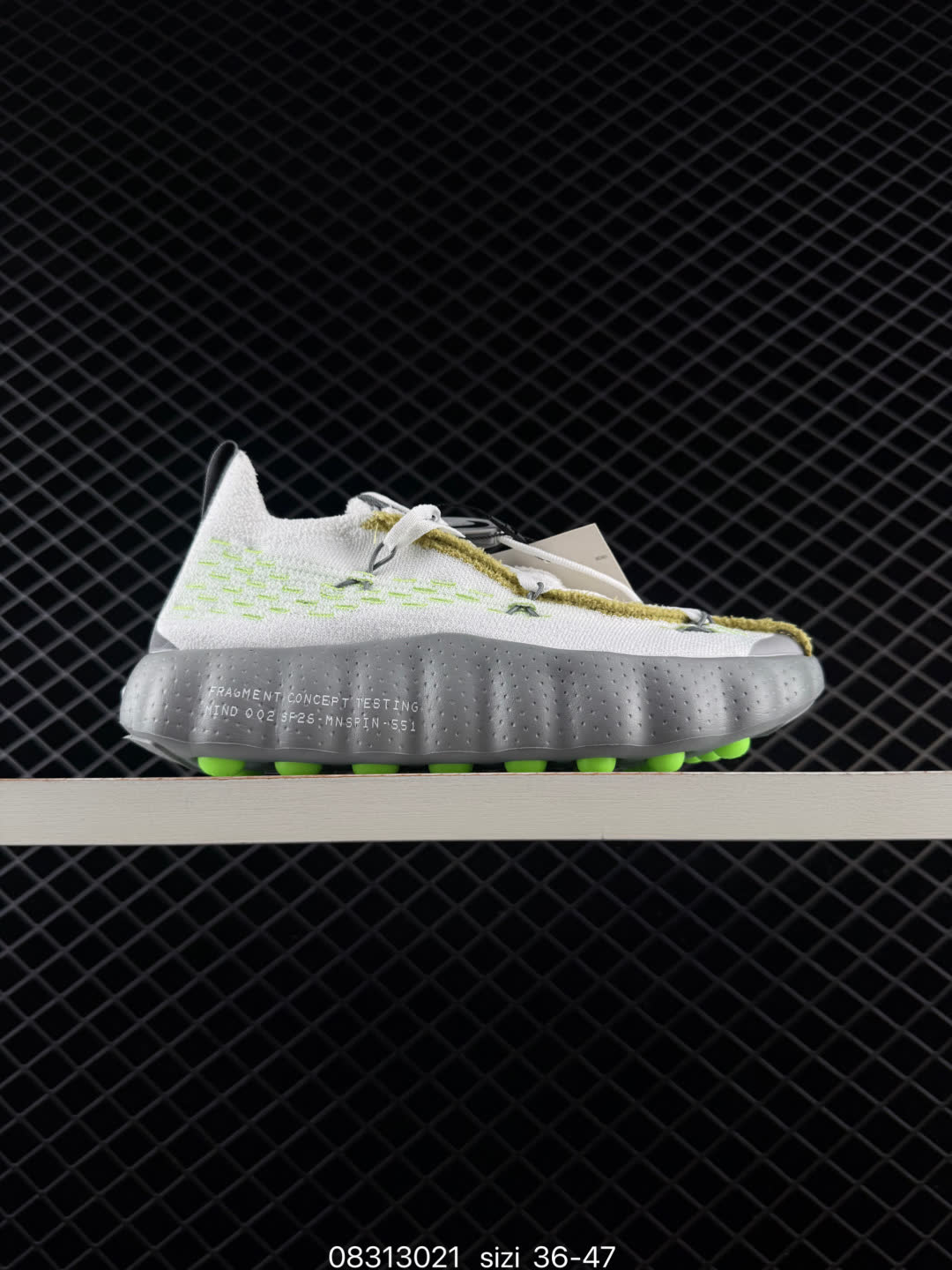 Nike Mind 002-IQ8504-001