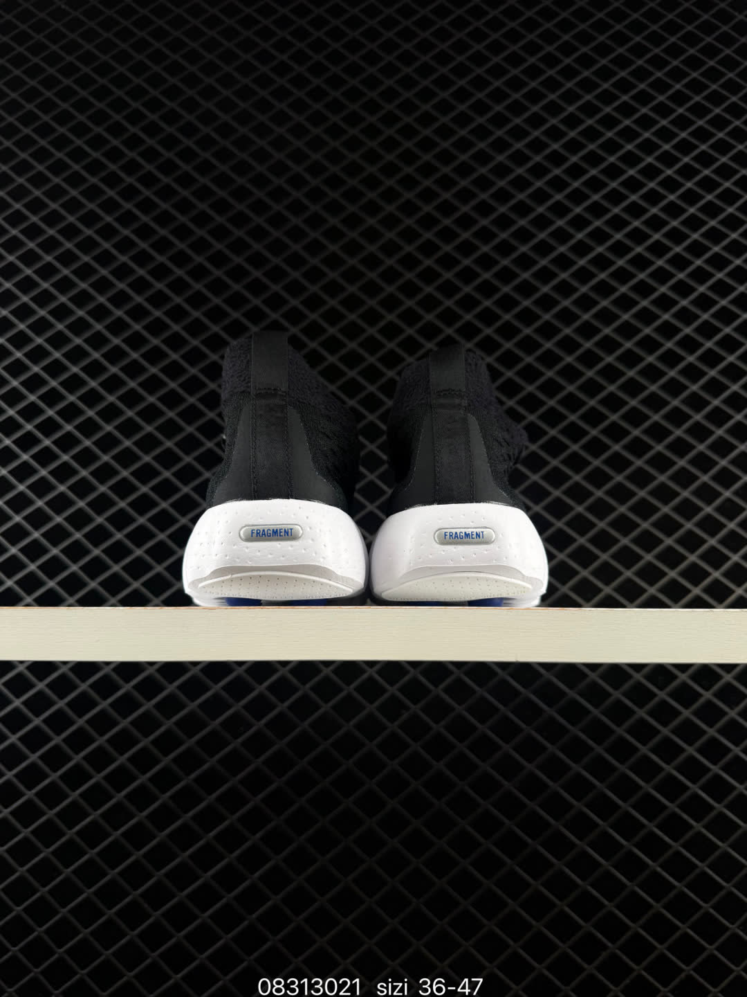 Nike Mind 002-IQ8504-001