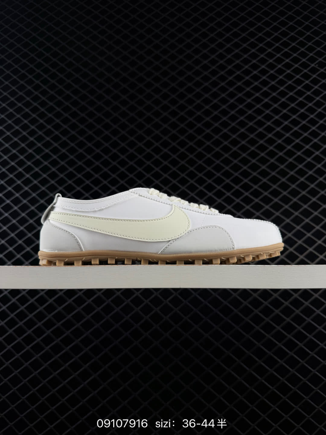 Nike Moon Shoe OG Summit-II0407-100