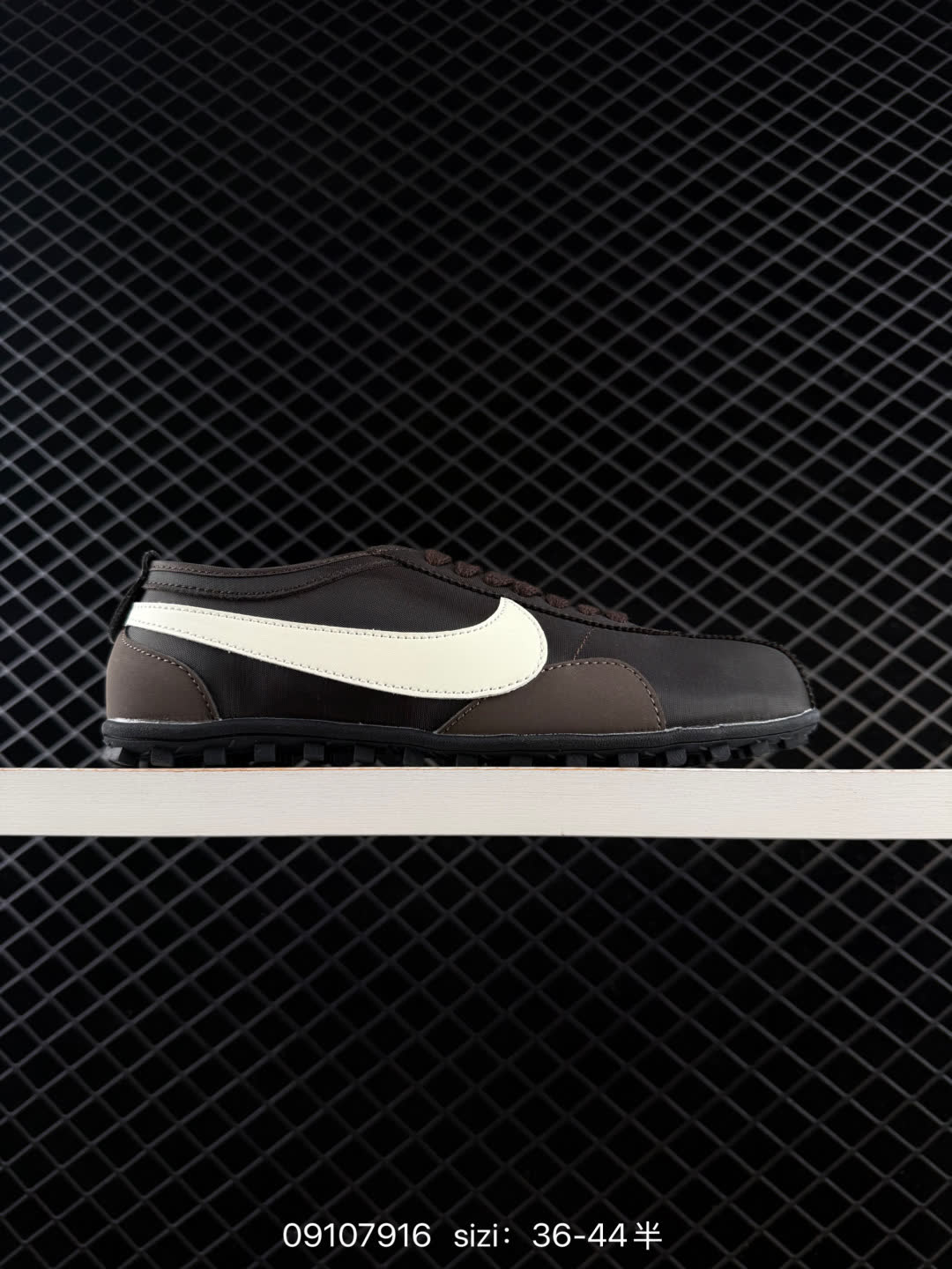Nike Moon Shoe OG Summit-II0407-100