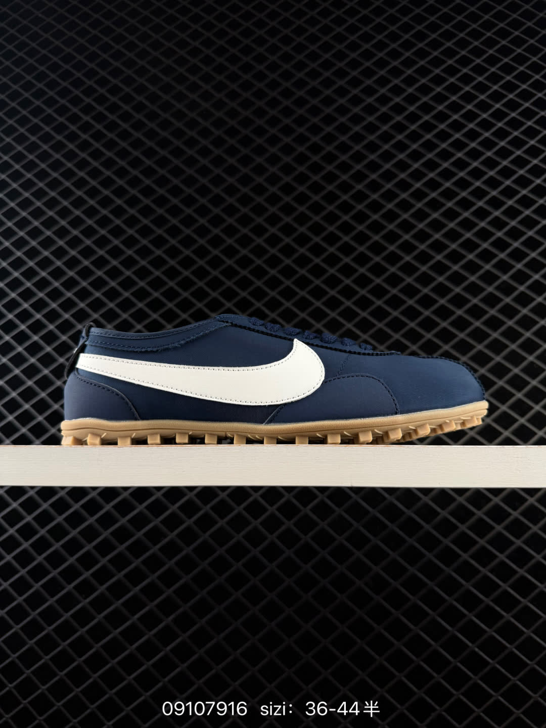 Nike Moon Shoe OG Summit-II0407-100