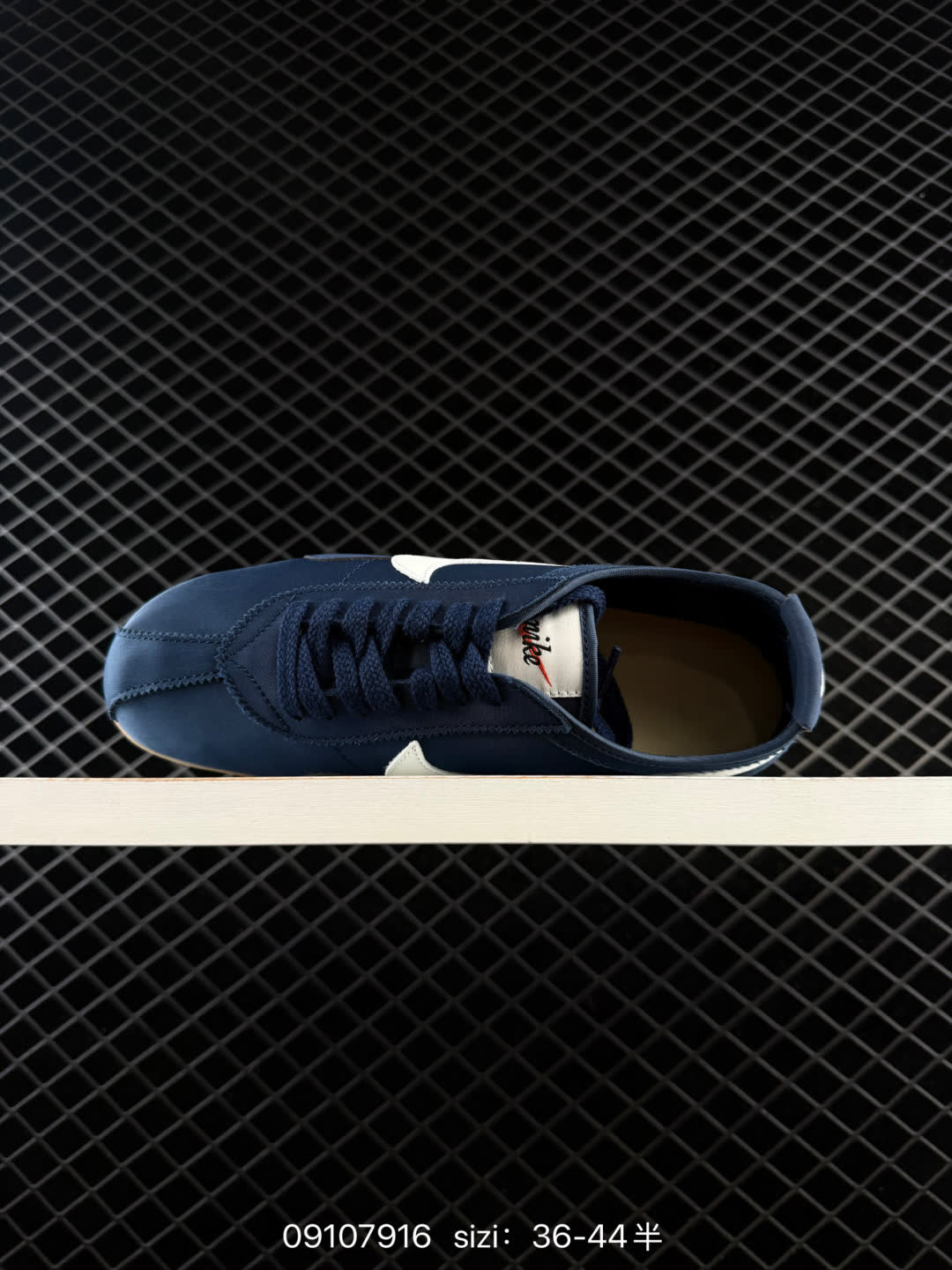 Nike Moon Shoe OG Summit-II0407-100