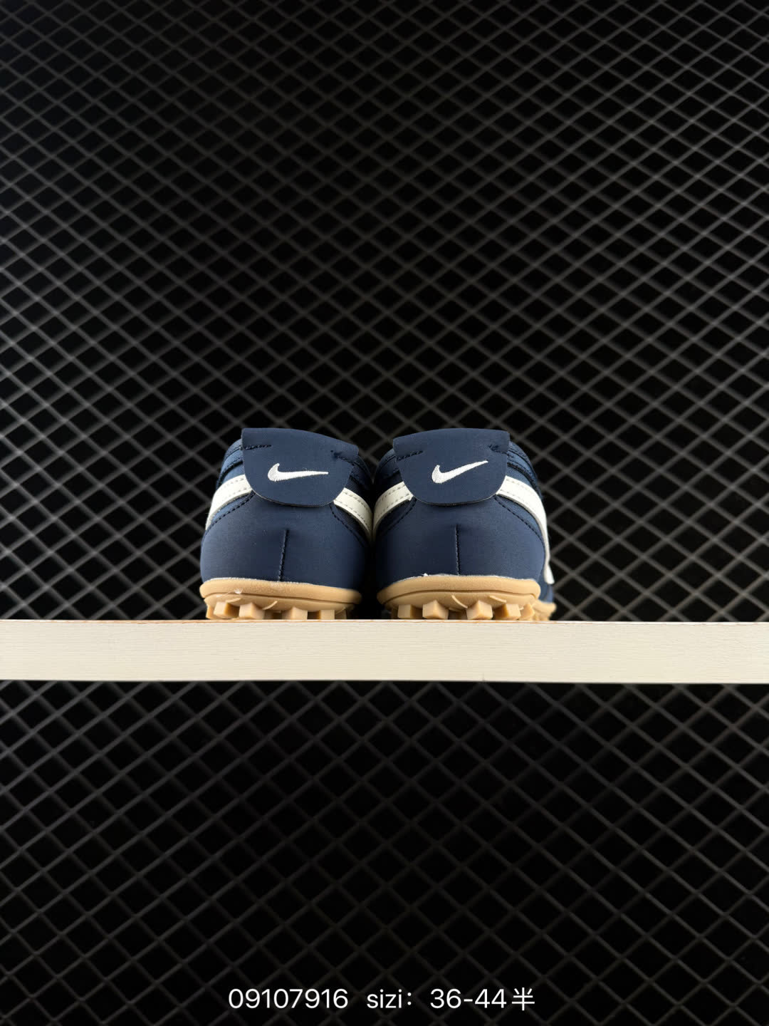 Nike Moon Shoe OG Summit-II0407-100