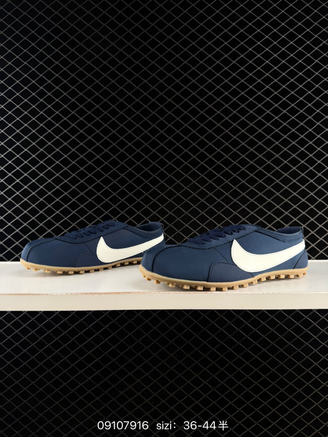 Nike Moon Shoe OG Summit-II0407-100
