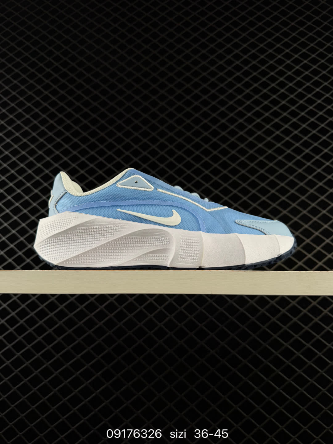 Nike Aura Edge-HQ7025-003