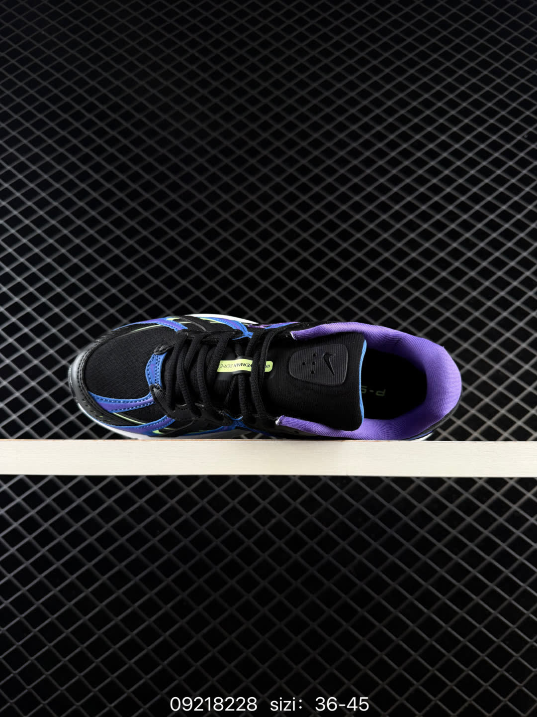 Nike p-9000-IZ4751-100